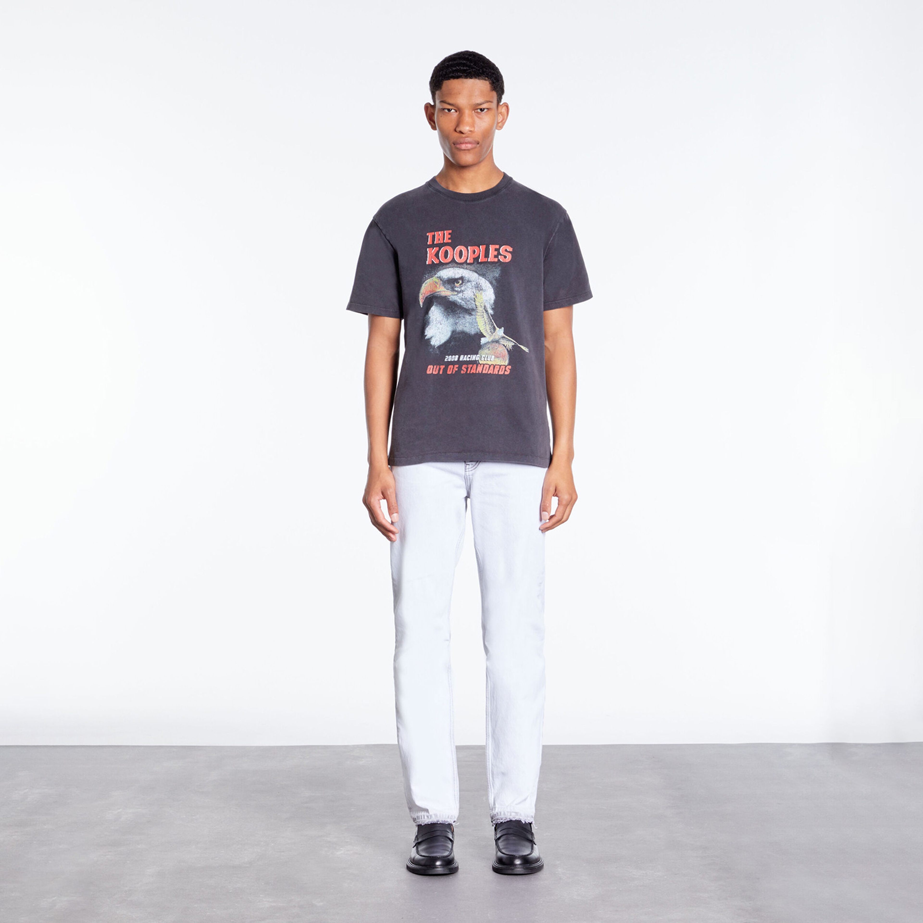 ERKEK BASKILI KISA KOLLU BİSİKLET YAKA SİYAH T-SHIRT