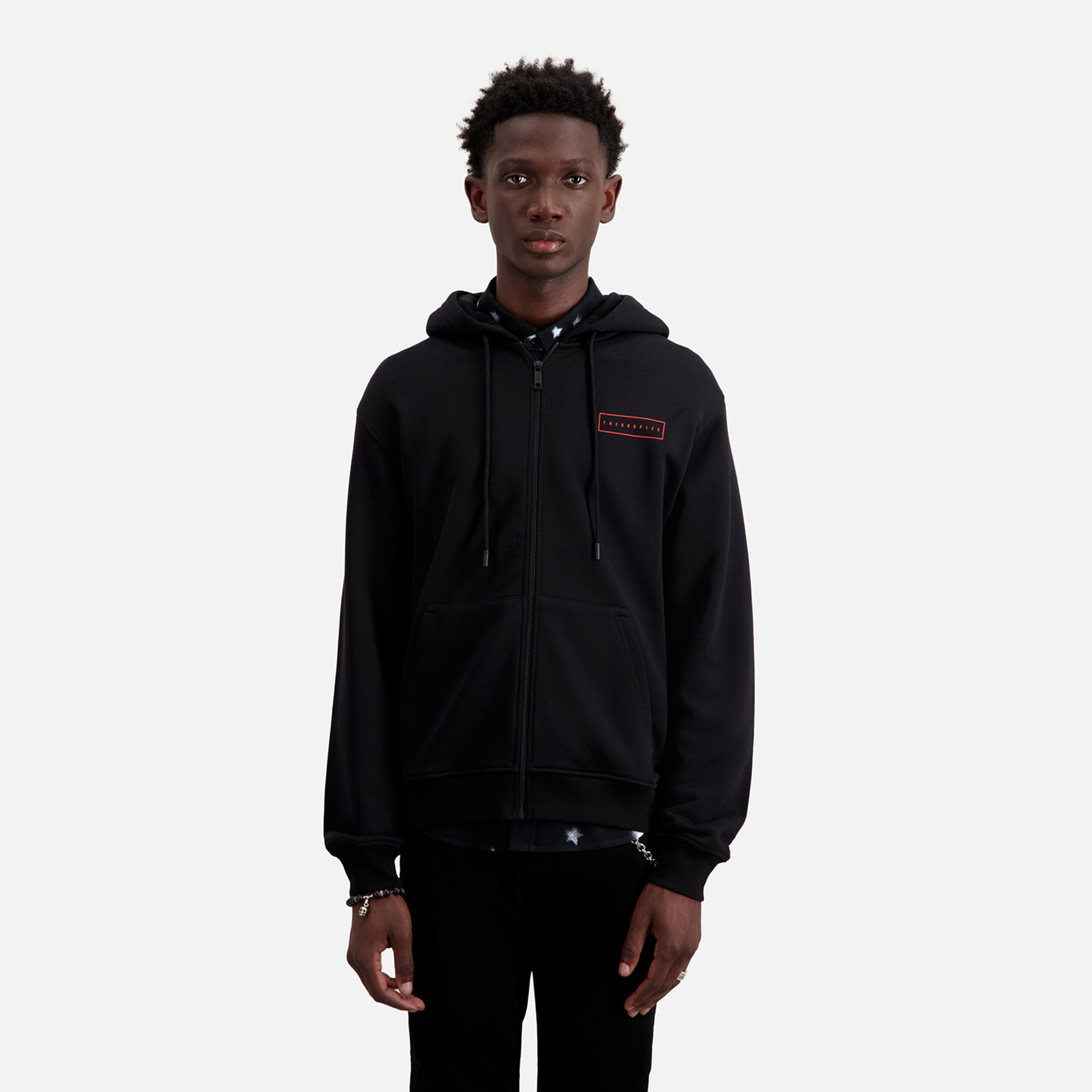 ERKEK KAPÜŞONLU SİYAH SWEATSHIRT