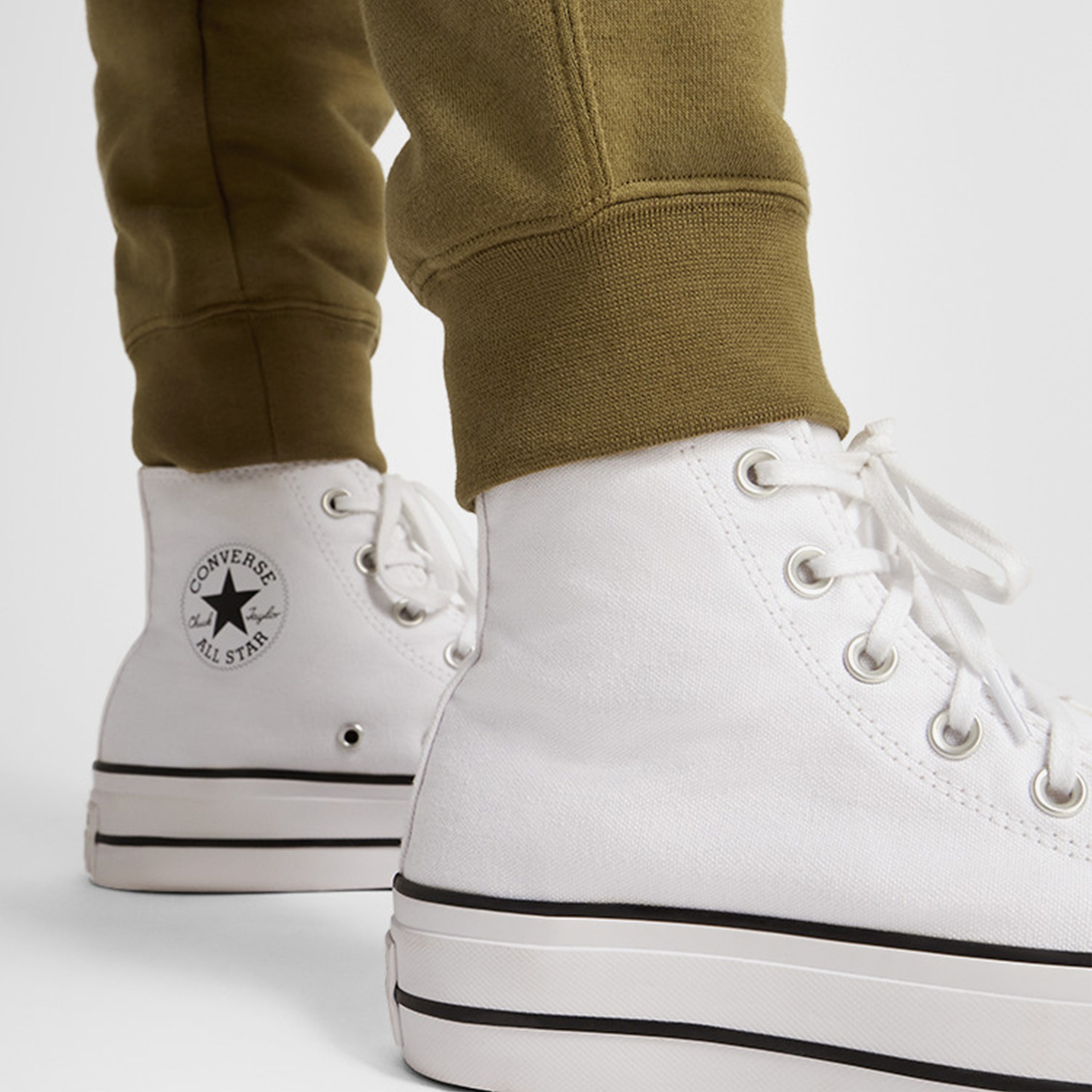 Converse Go-To Embroidered Star Chevron Standard Fit Fleece Unisex Haki Eşofman Altı