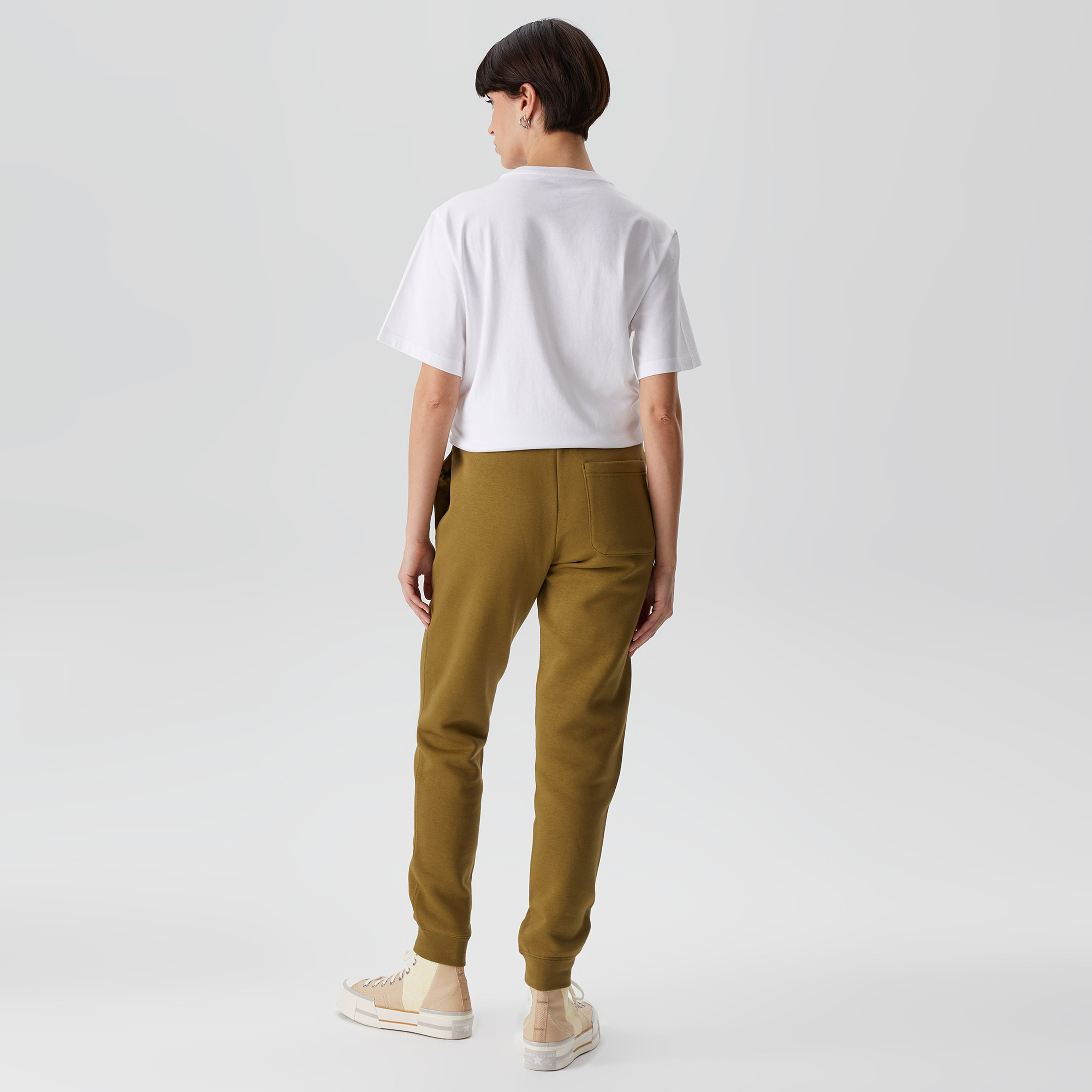 Converse Go-To Embroidered Star Chevron Standard Fit Fleece Unisex Haki Eşofman Altı