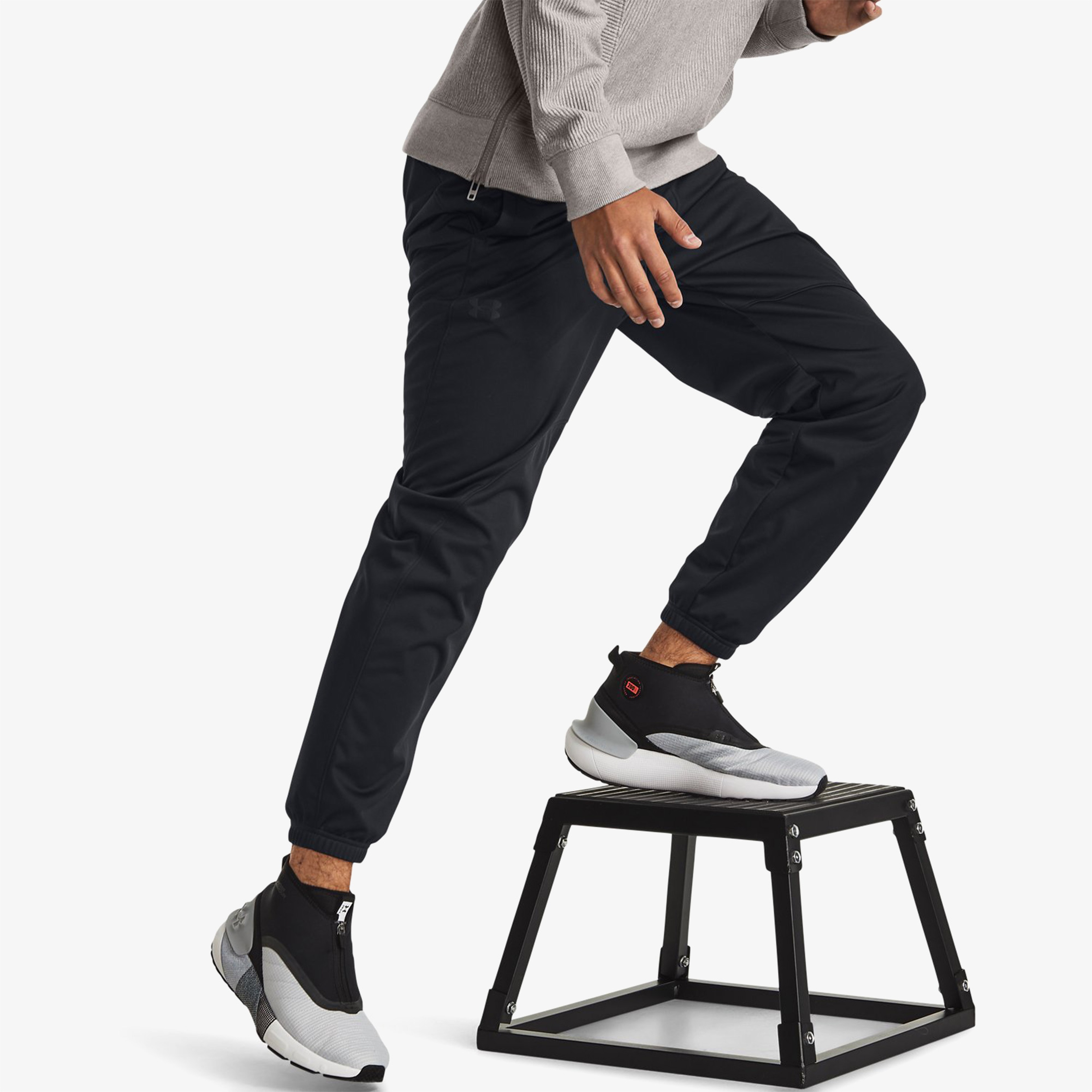 Under Armour Erkek Siyah Pantolon