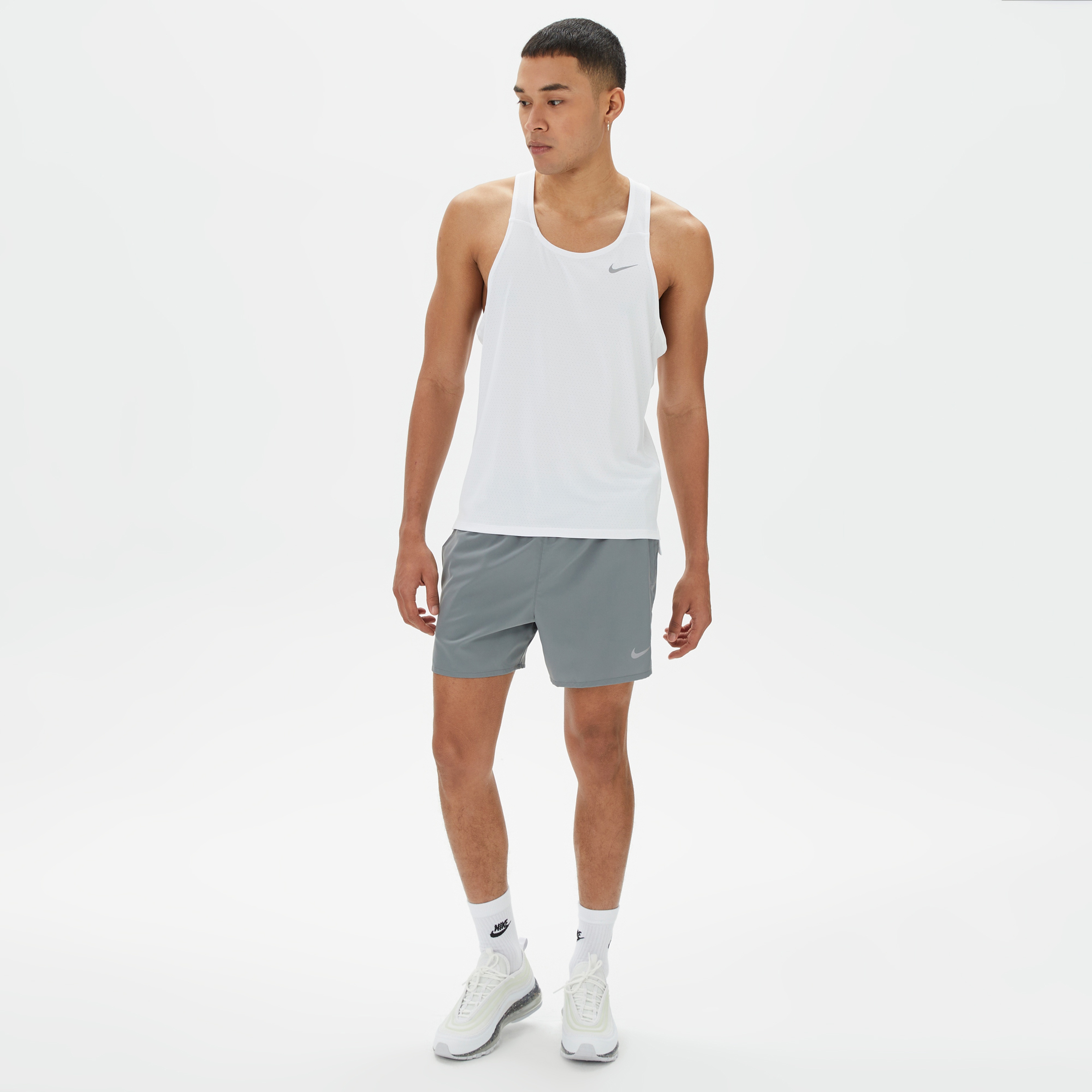 Nike Erkek Gri Şort