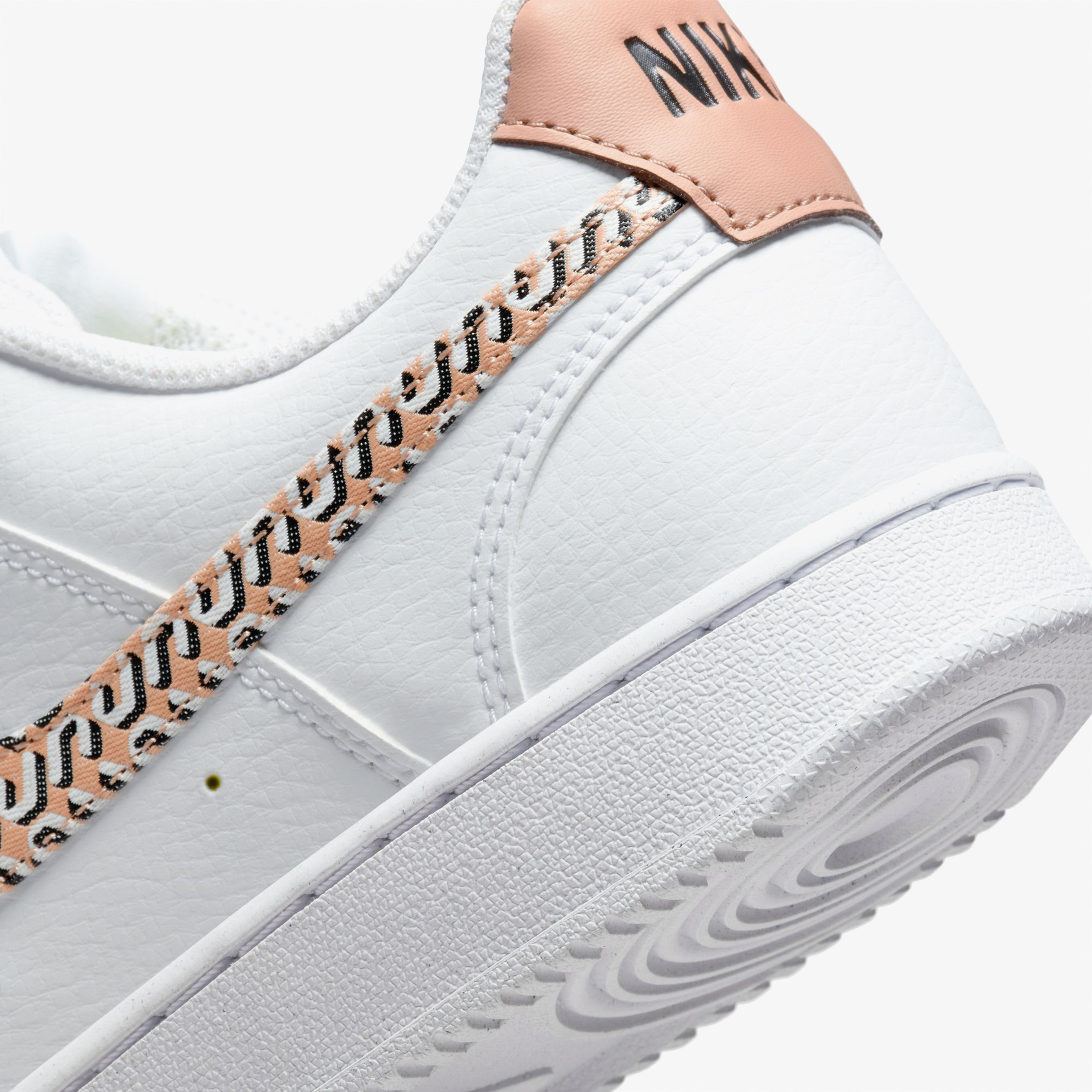 Nike Court Vision Low Next Nature Kadın Beyaz Sneaker