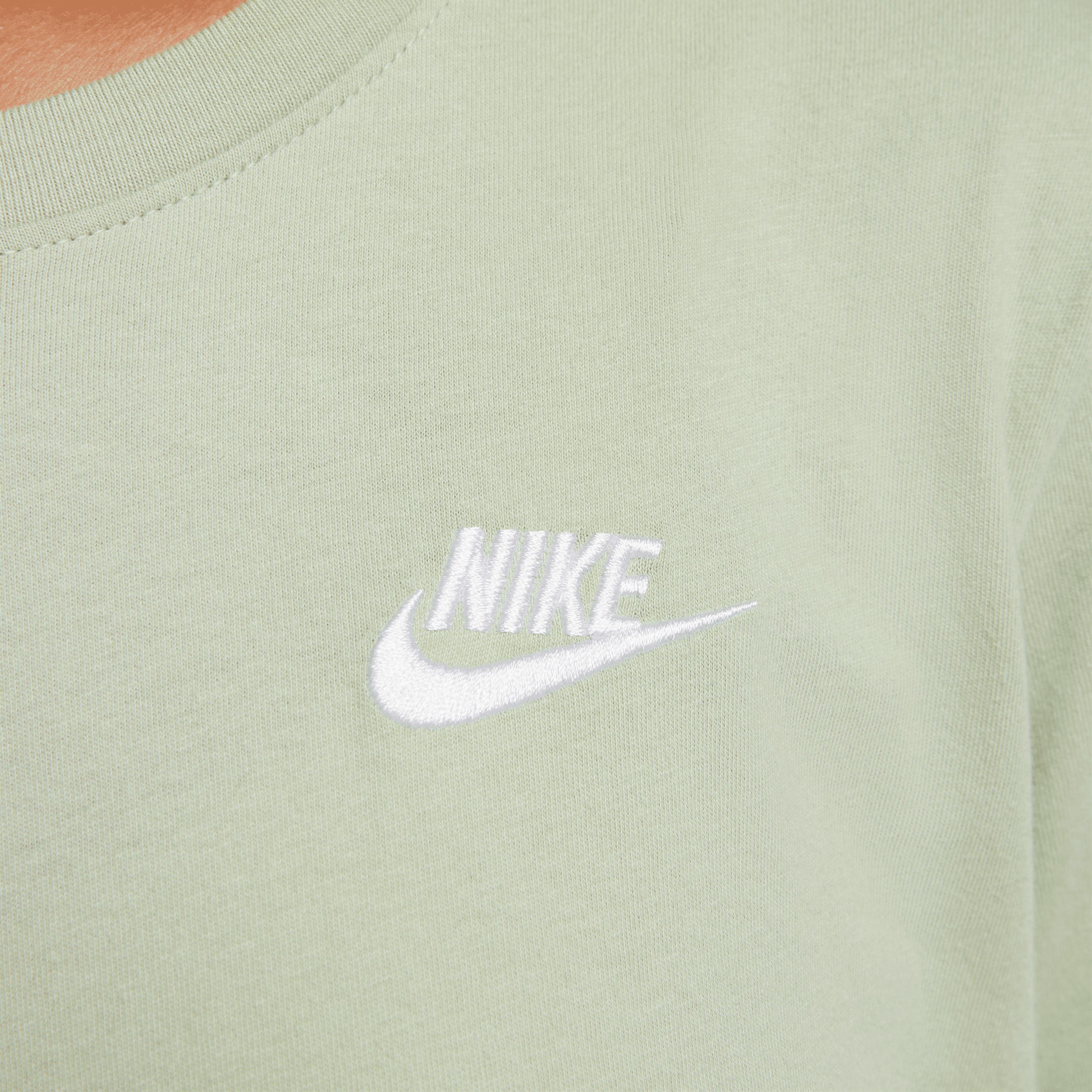 Nike Sportswear Club Essentials Kadın Yeşil Günlük T-shirt