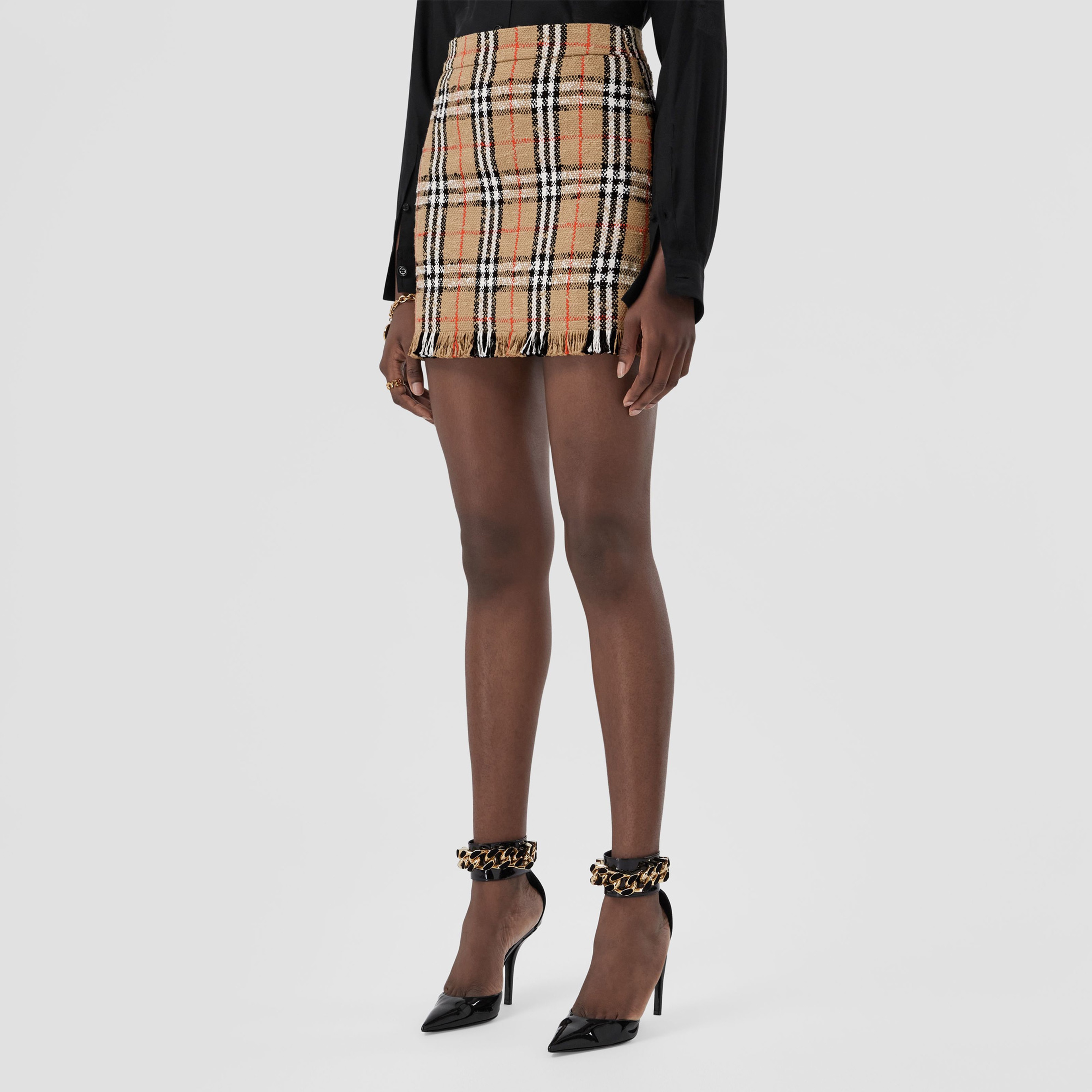 Burberry Kadın Bej Etek