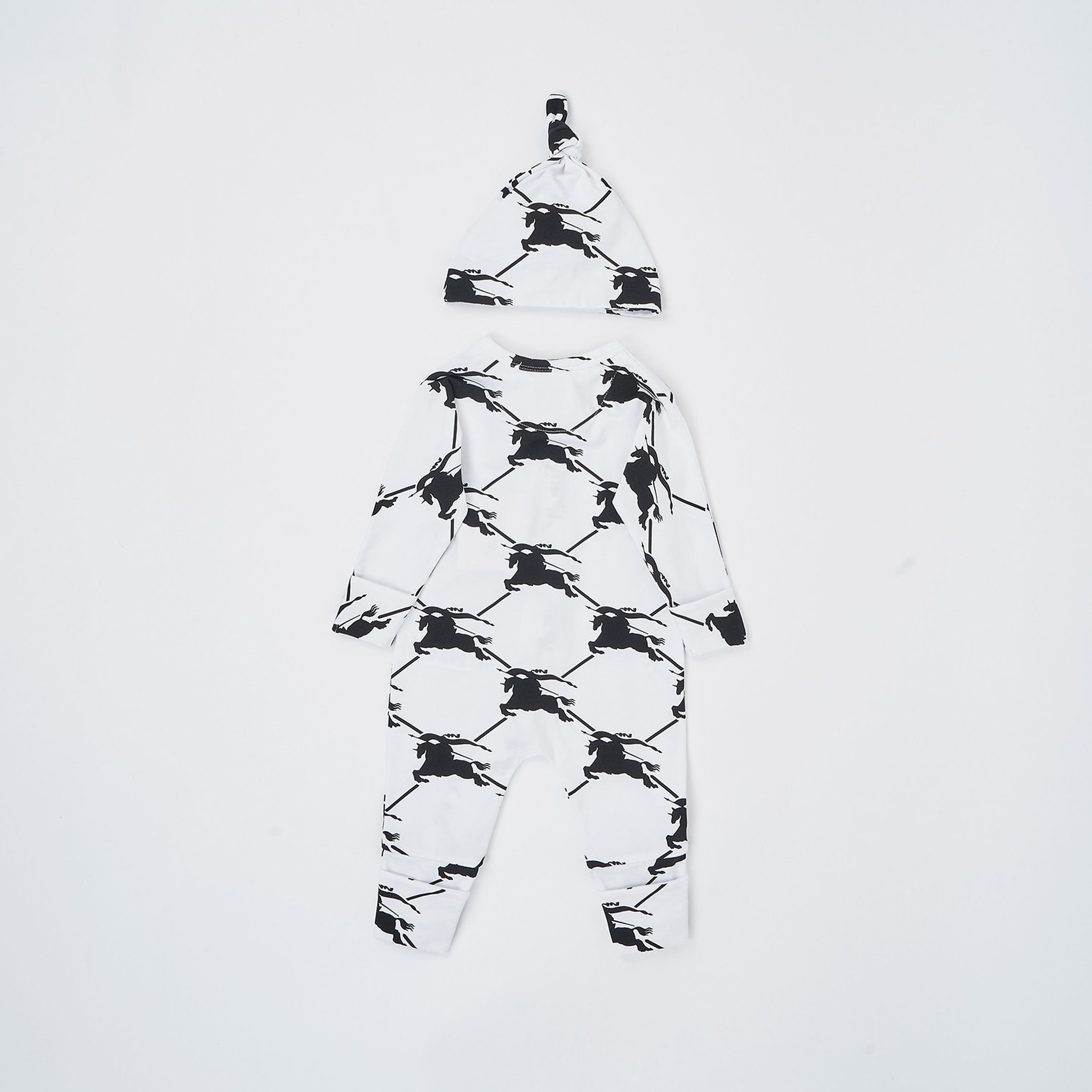 Burberry Çocuk Siyah Bebek Seti