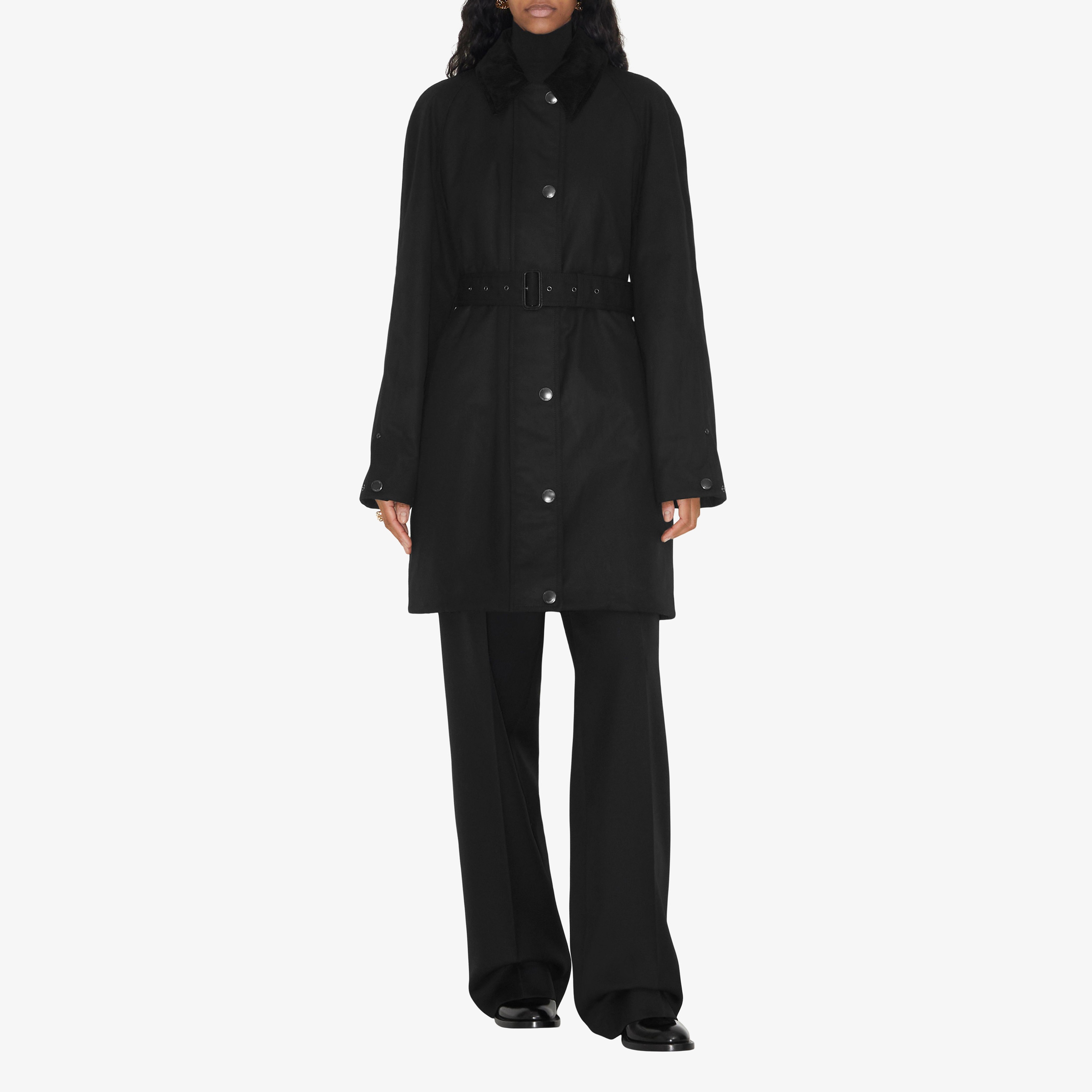 Burberry Kadın Siyah Pardesu
