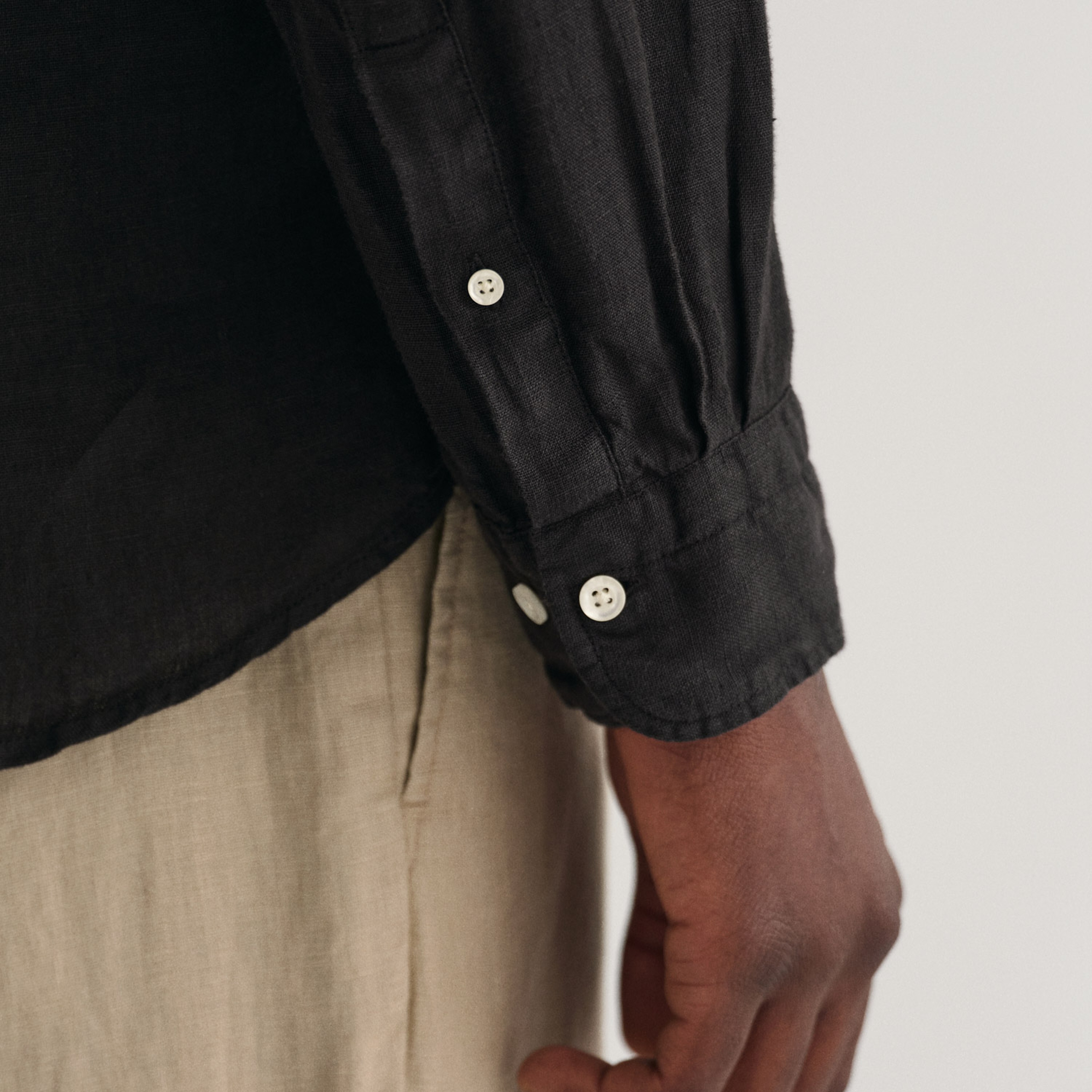 GANT Erkek Siyah Regular Fit Keten Gömlek