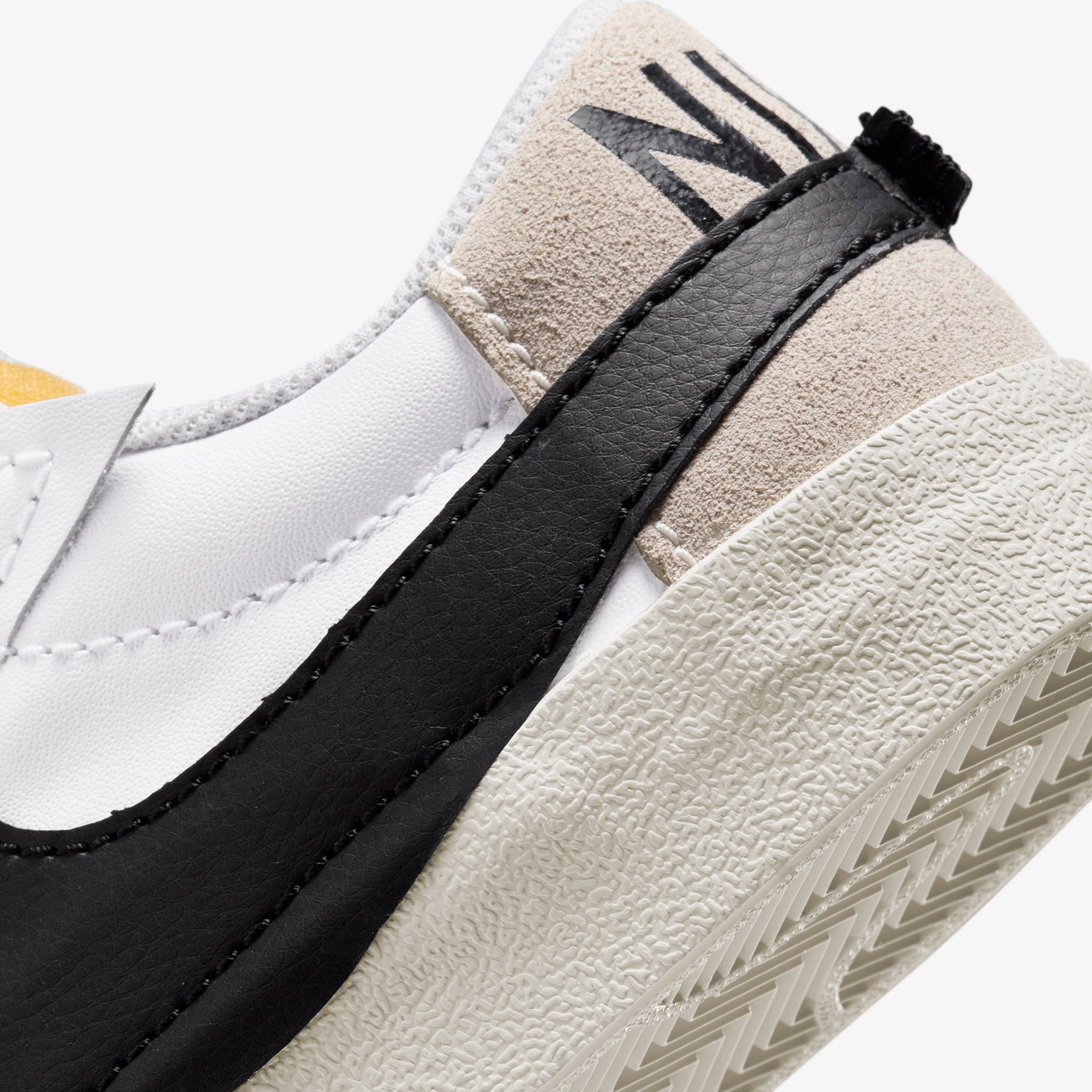 Nike Blazer Low '77 Jumbo Kadın Beyaz Spor Ayakkabı