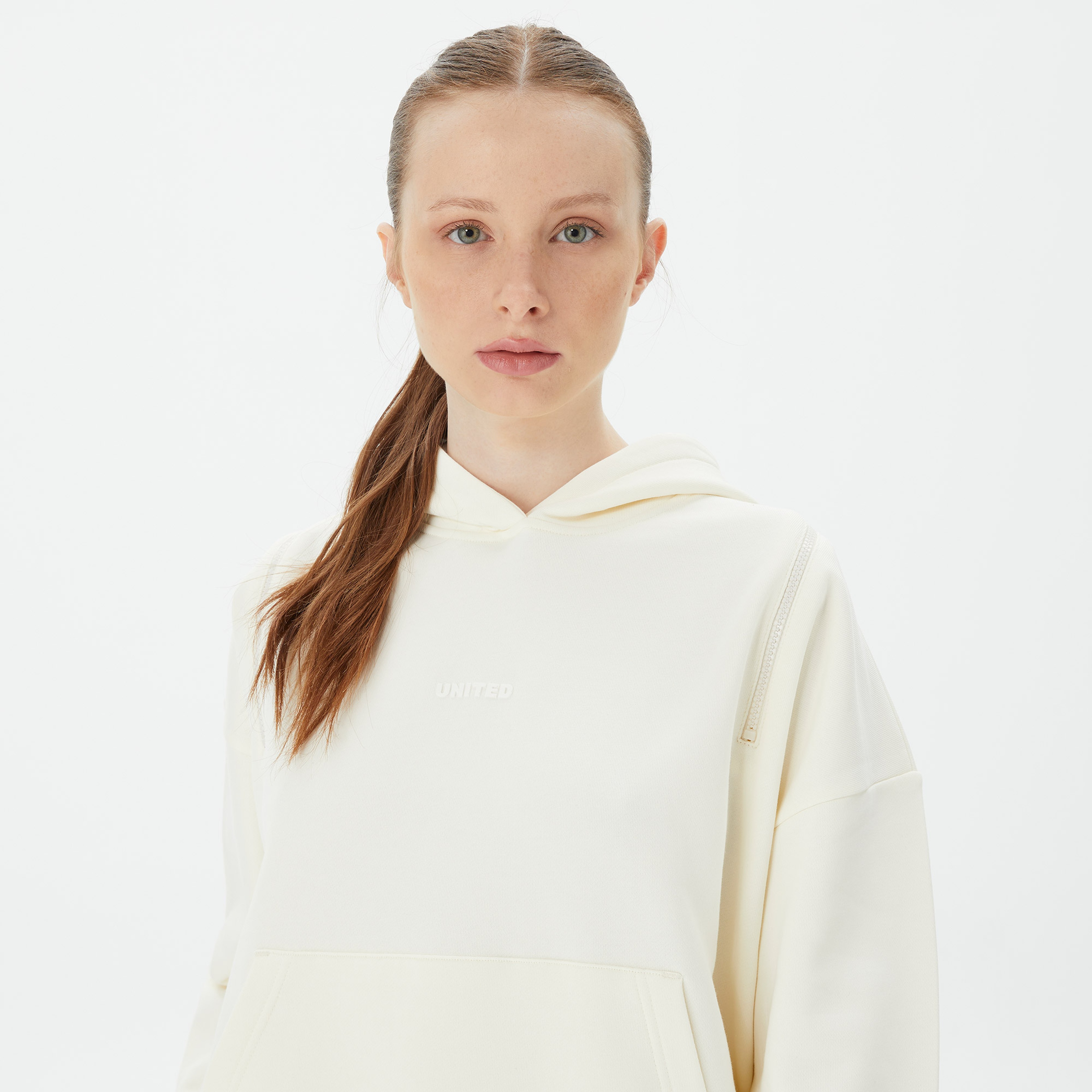 UNITED4 Kadın Beyaz Sweatshirt