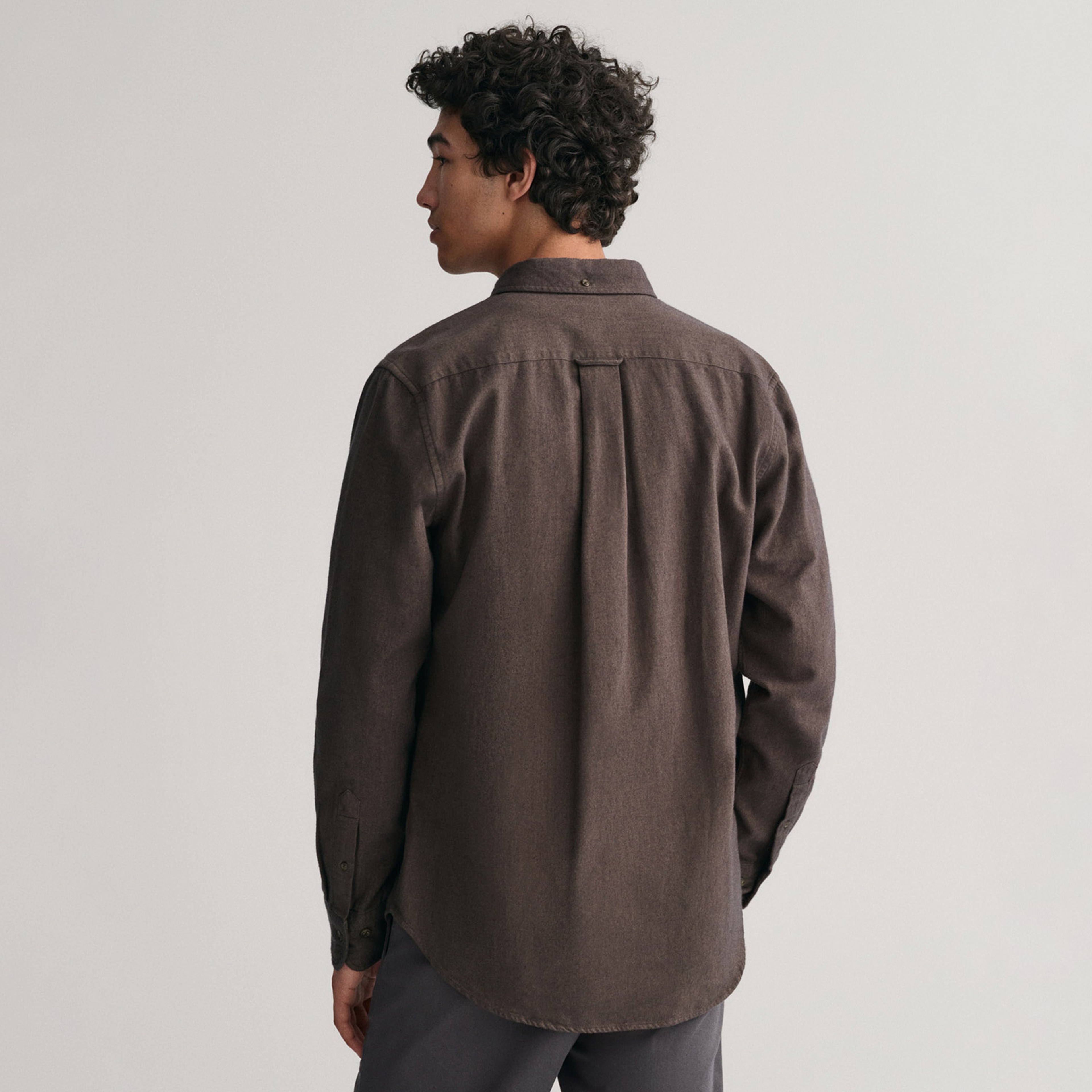 GANT Erkek Kahverengi Regular Fit Düğmeli Yaka Gömlek