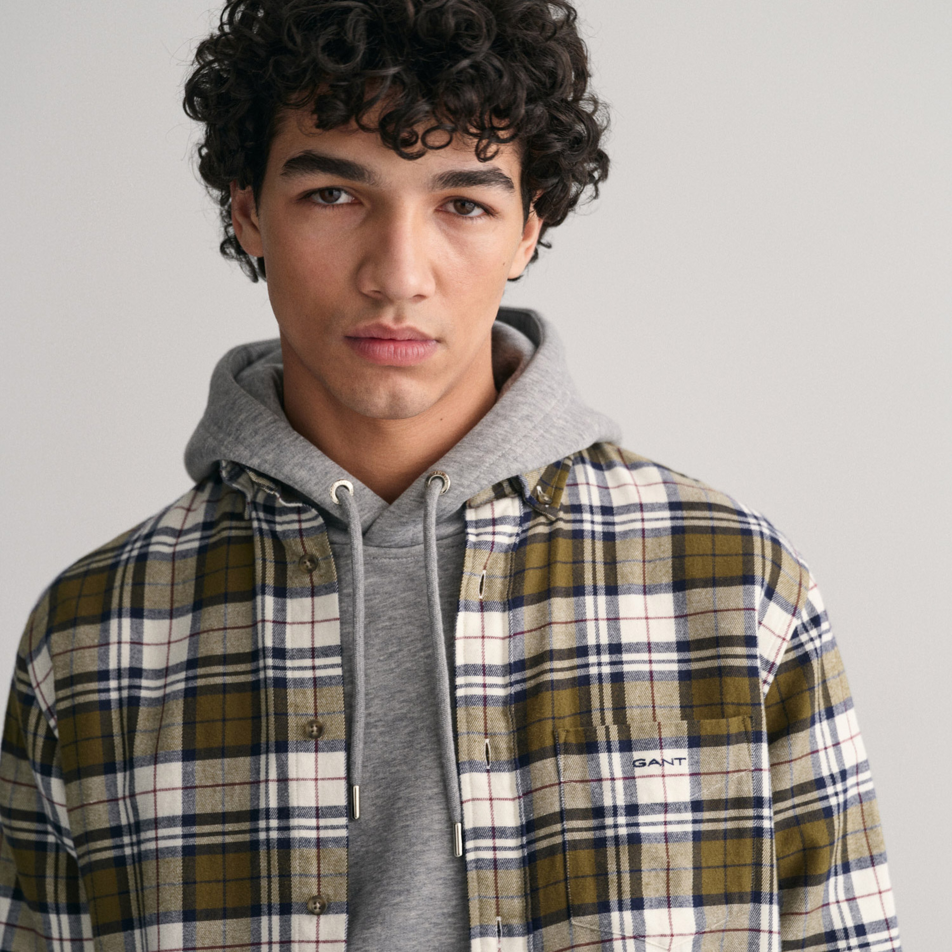 GANT Erkek Yeşil Regular Fit Düğmeli Yaka Kareli Gömlek