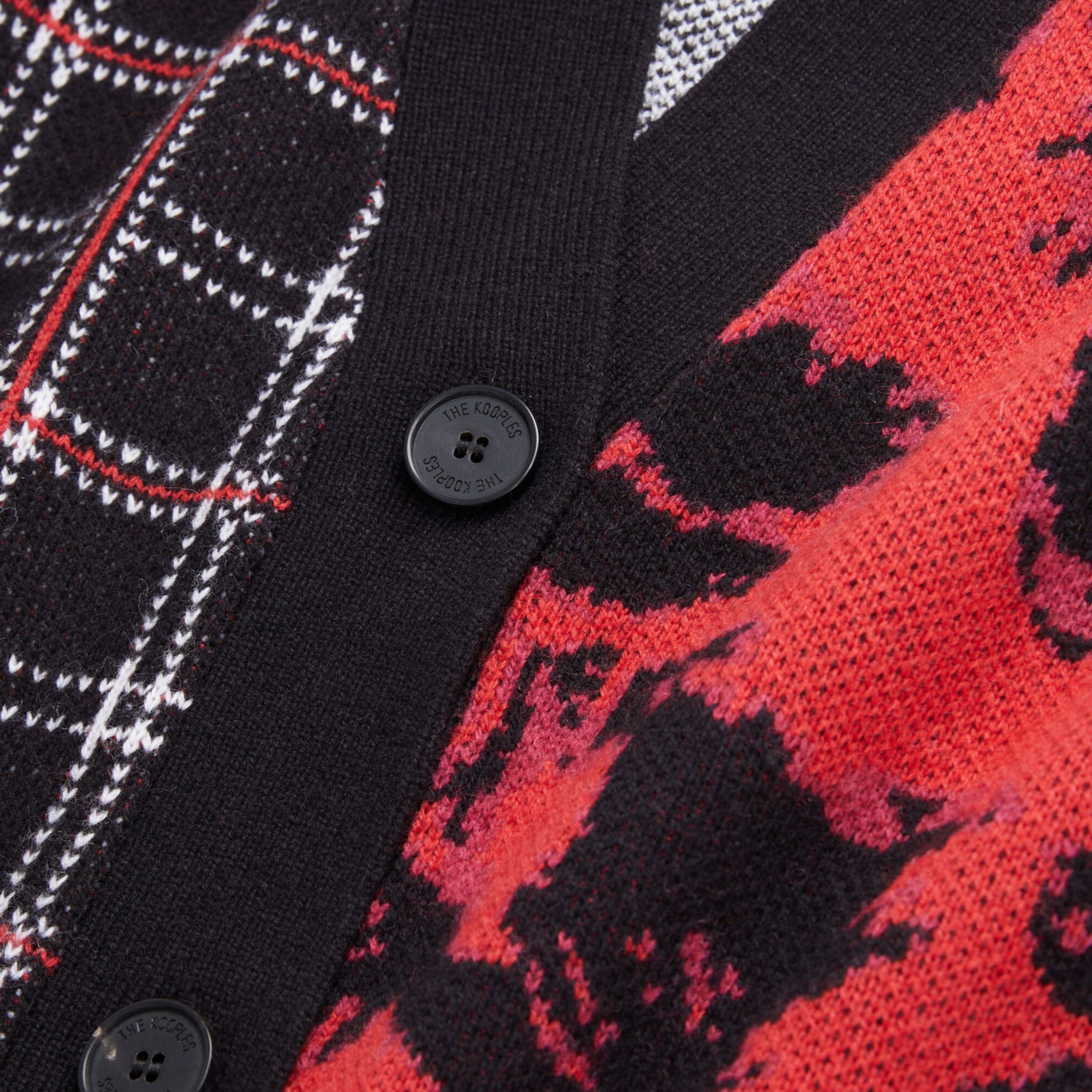 KADIN DESENLİ SİYAH HIRKA