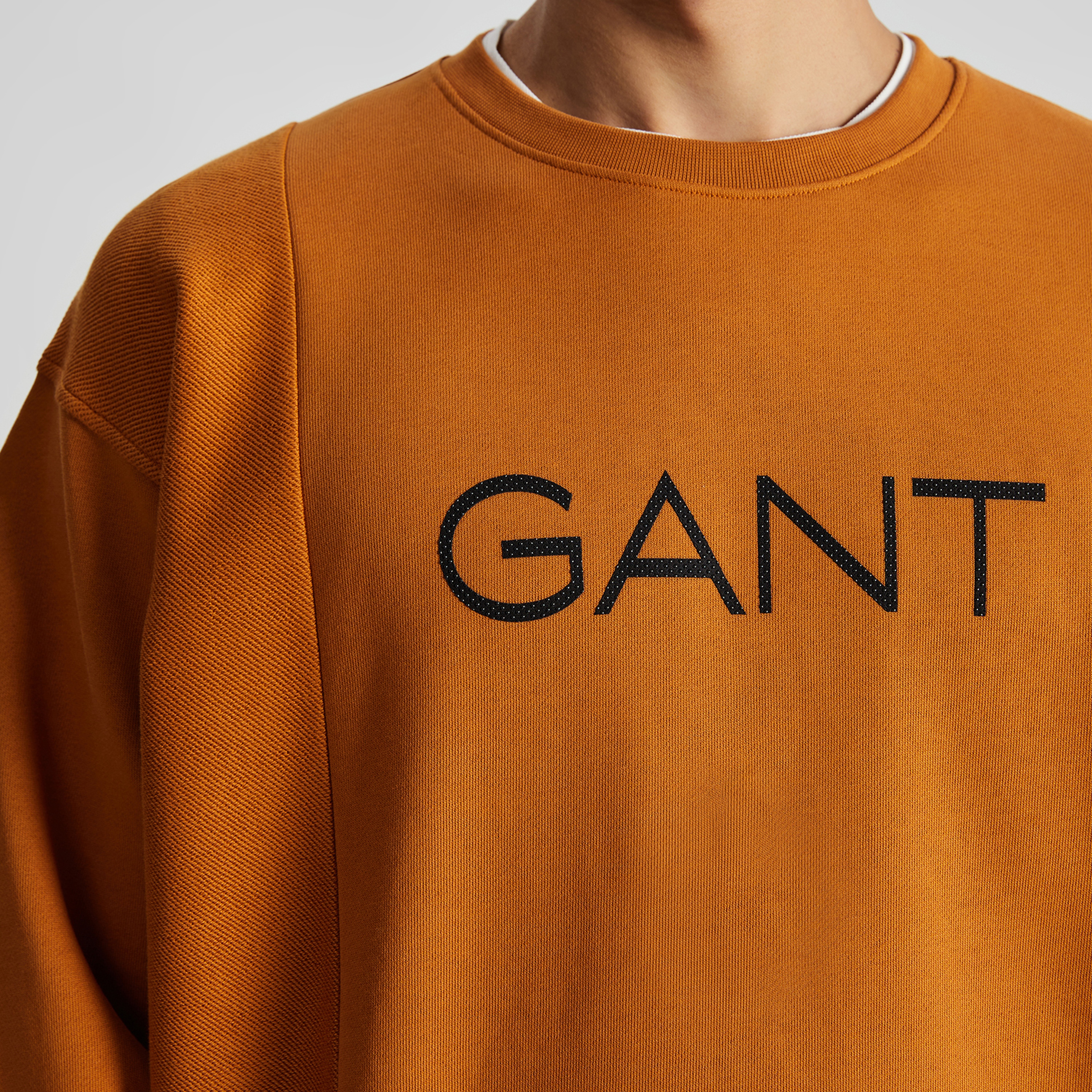 GANT Erkek Turuncu Regular Fit Bisiklet Yaka Logolu Sweatshirt