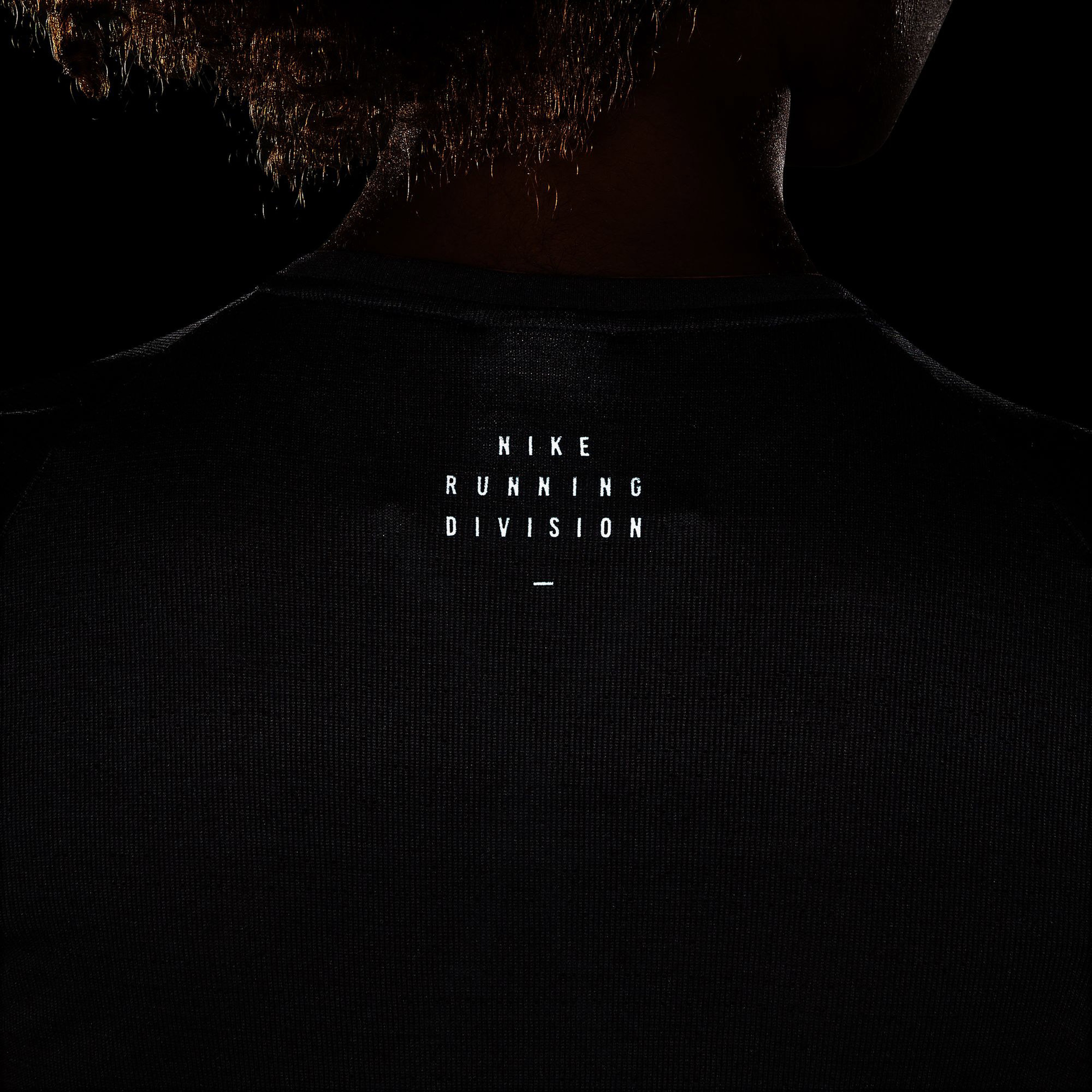 Nike Dri-Fit Run Division Top Kadın Gri T-Shirt