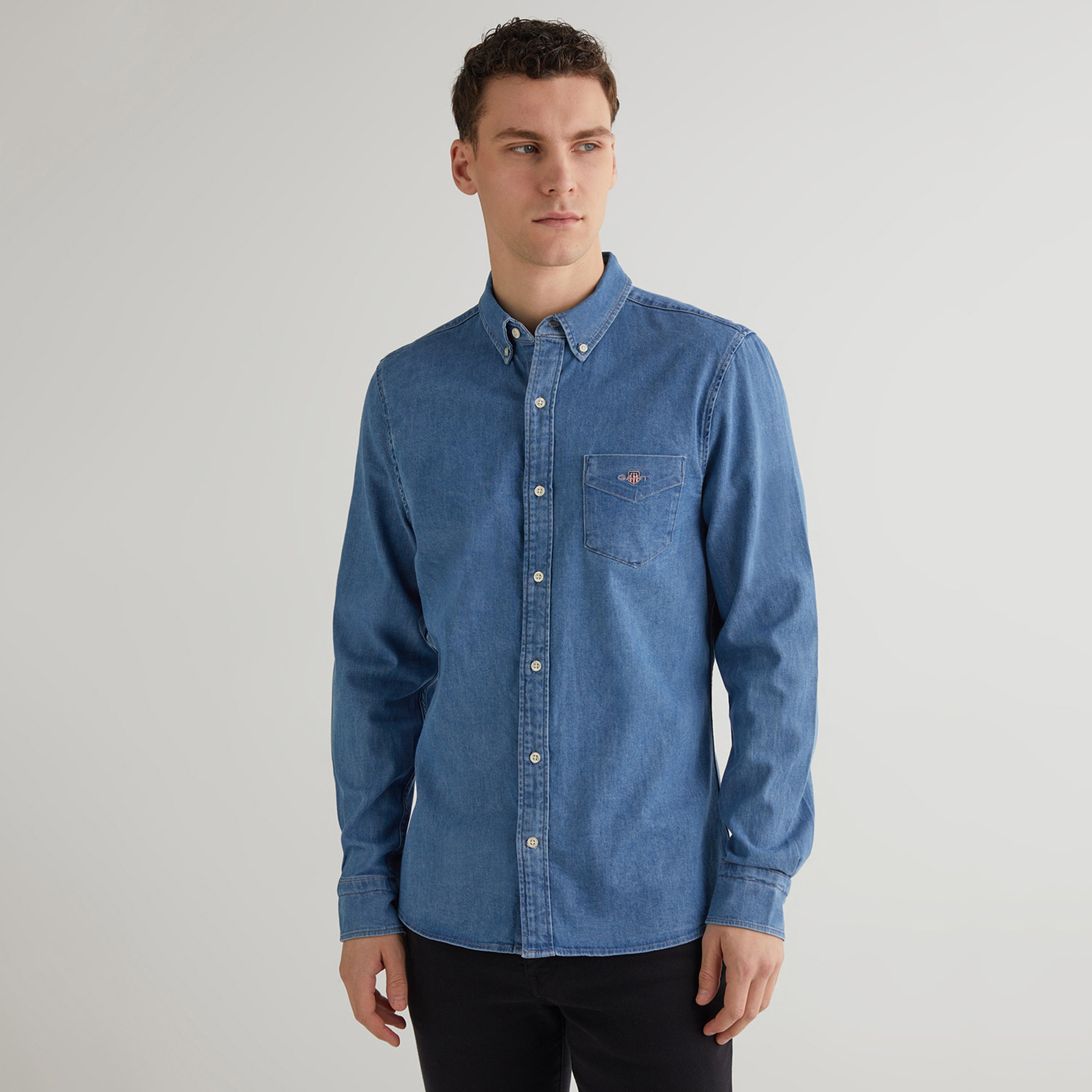 GANT Erkek Mavi Slim Fit Düğmeli Yaka Gömlek