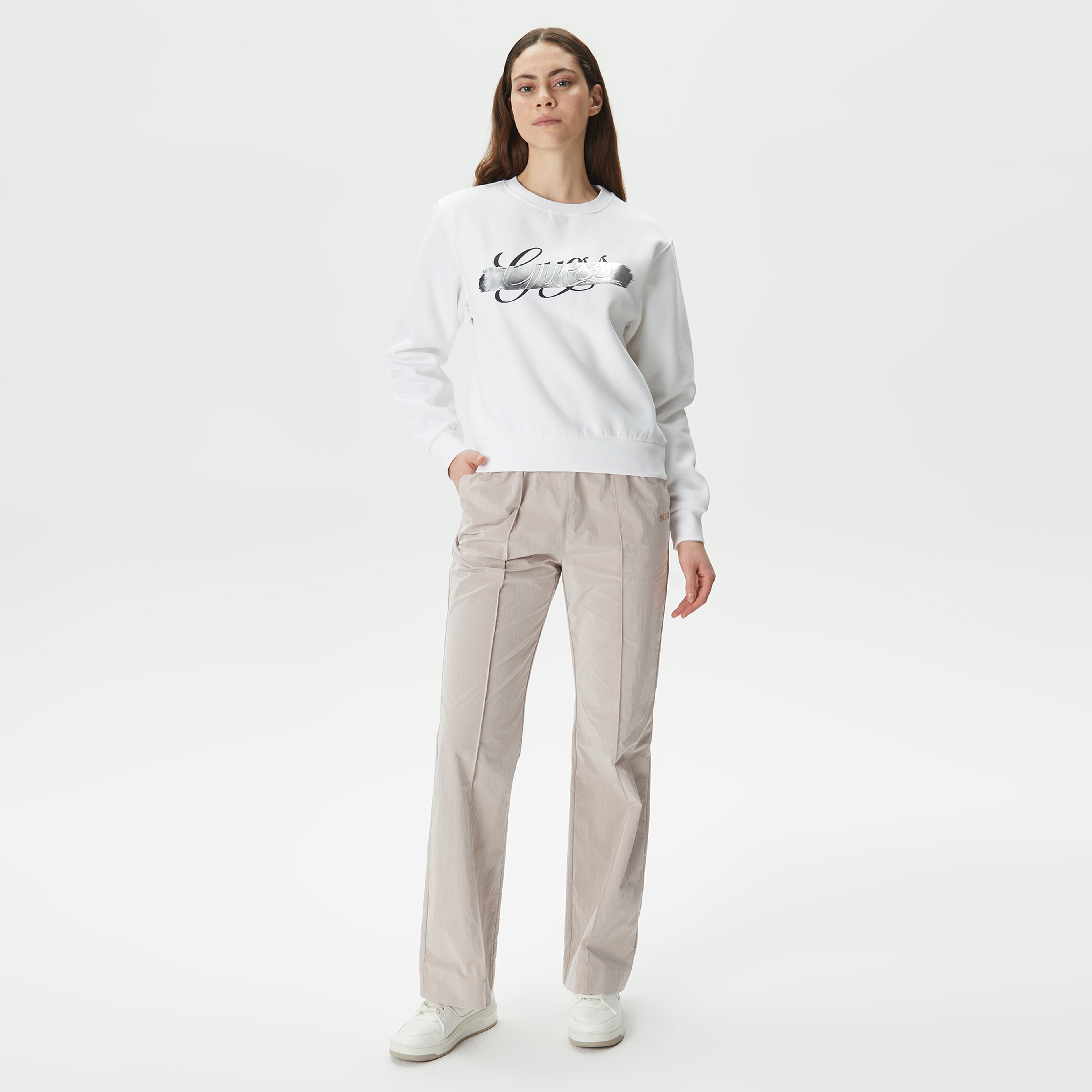 Guess Kadın Beyaz Sweatshirt