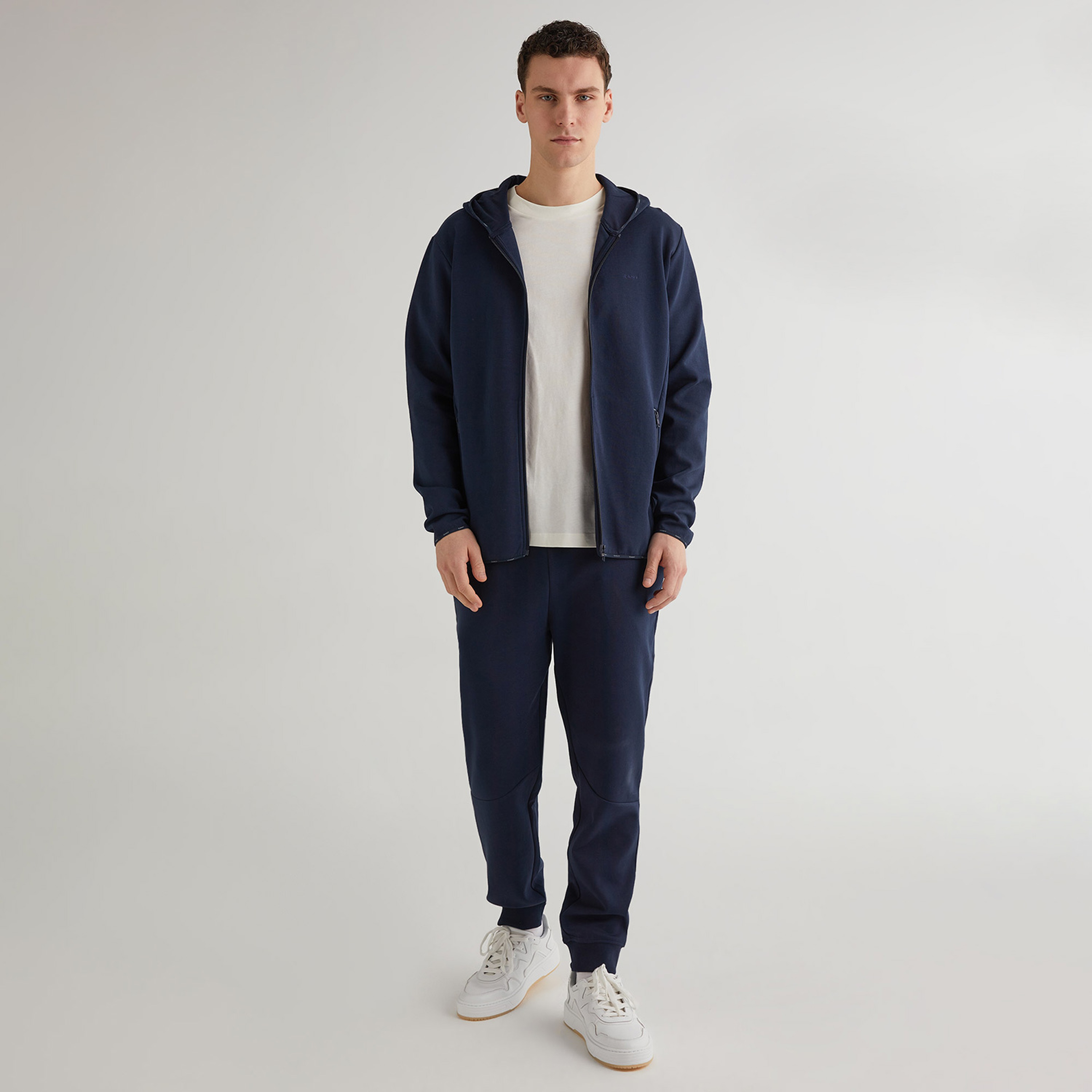 GANT Erkek Lacivert Regular Fit Fermuarlı Logolu Sweatshirt