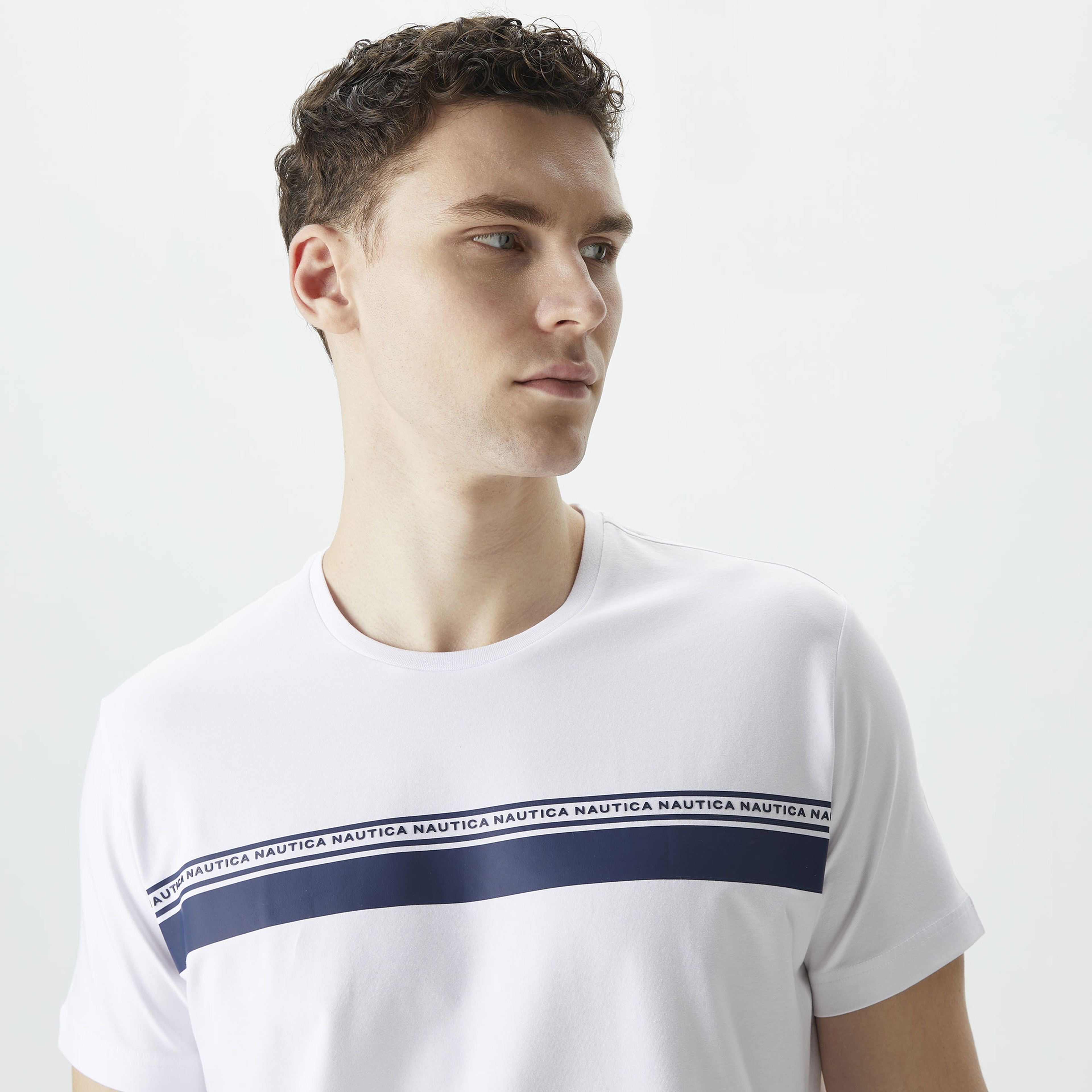 Nautica Erkek Beyaz Standart Fit T-Shirt
