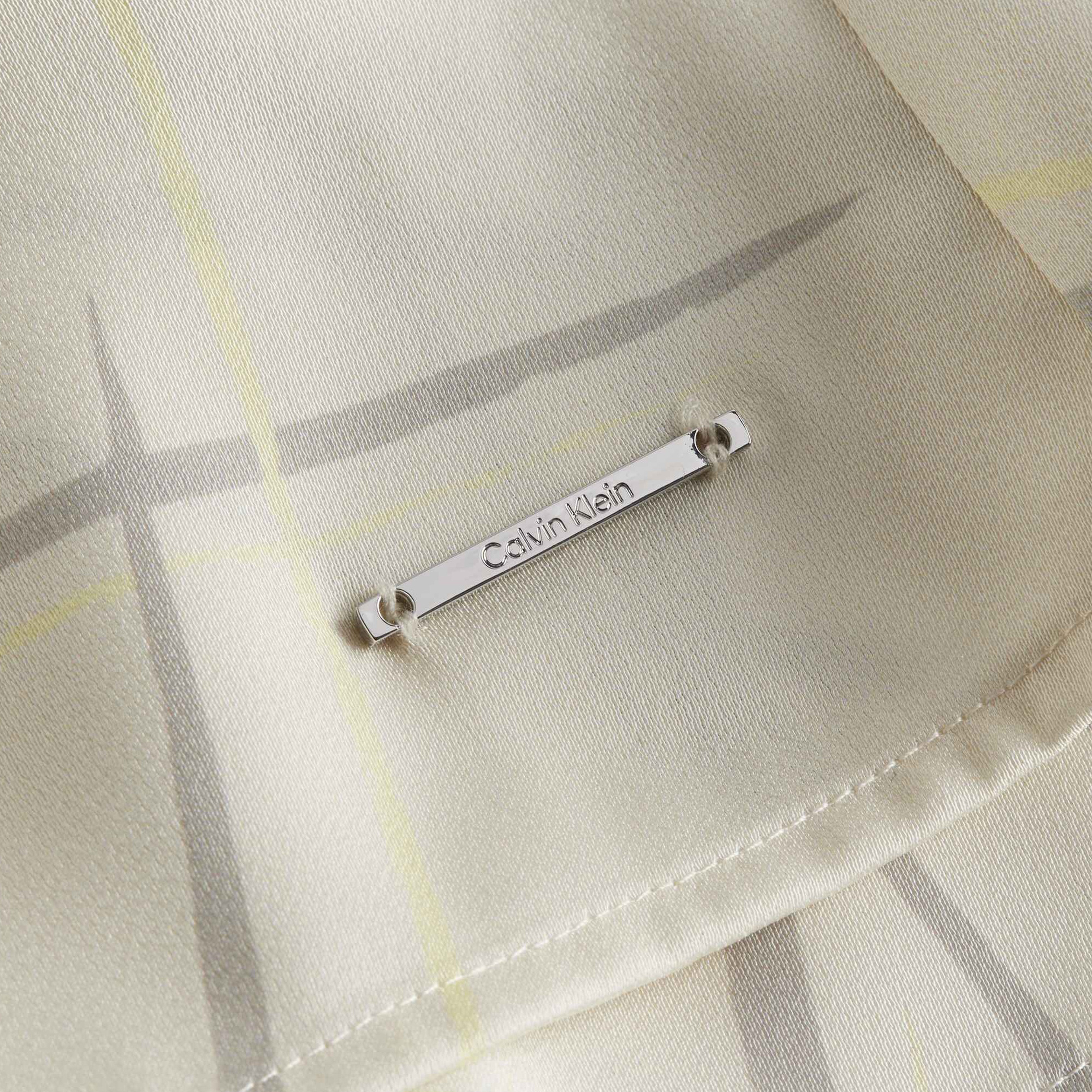 Calvin Klein Kadın Beyaz Tshirt