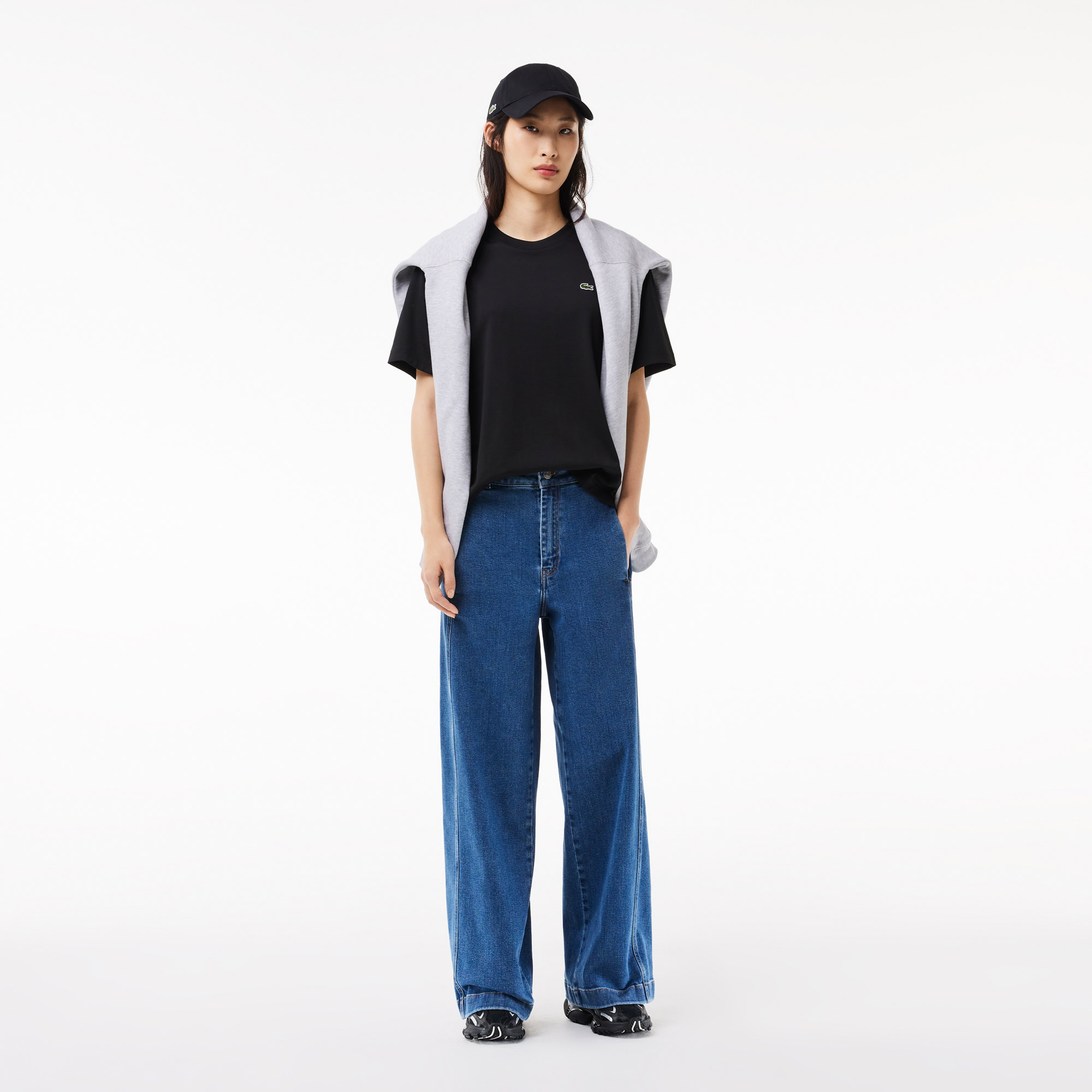 Kadın Relaxed Fit Bisiklet Yaka Siyah T-Shirt