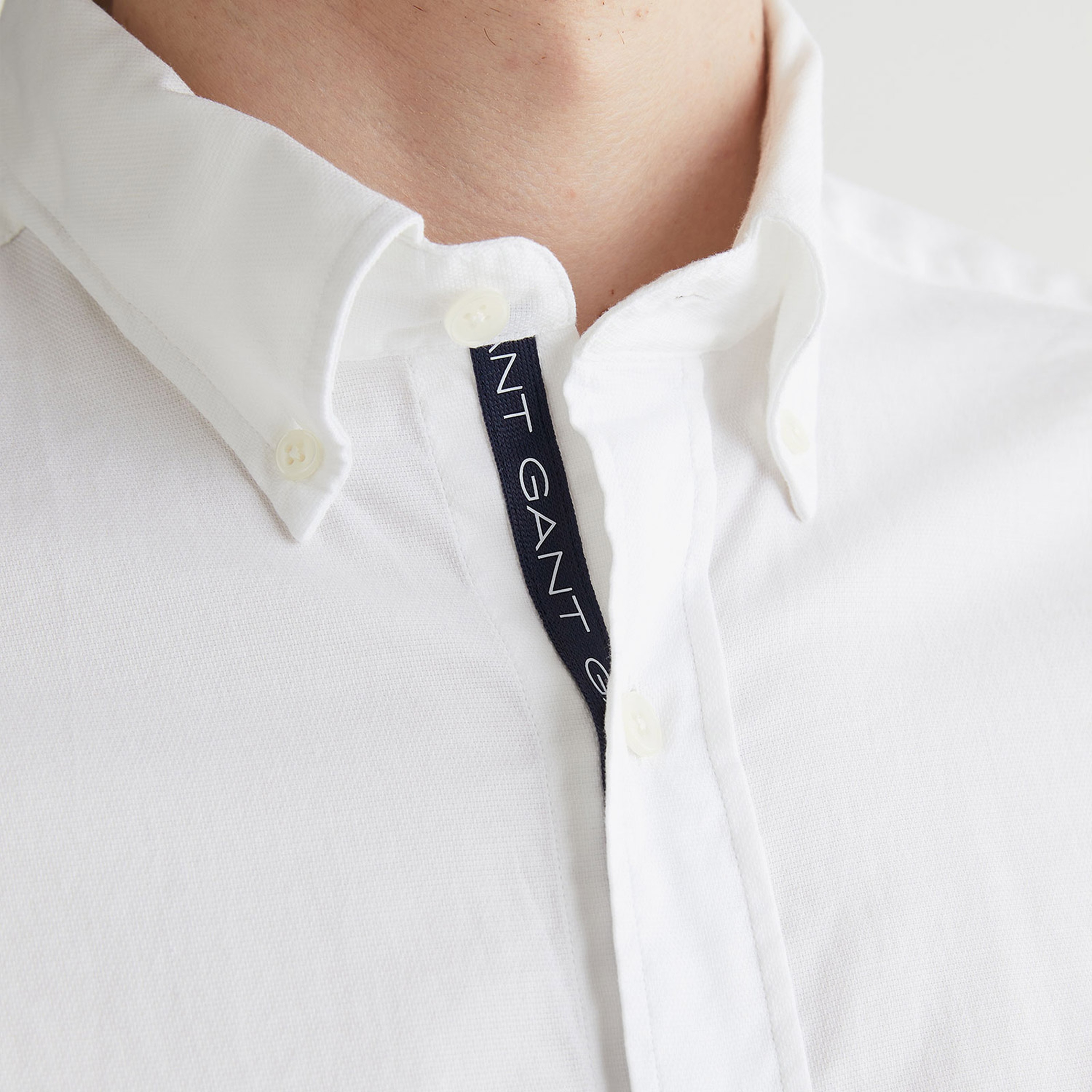 GANT Erkek Beyaz Regular Fit Düğmeli Yaka Gömlek