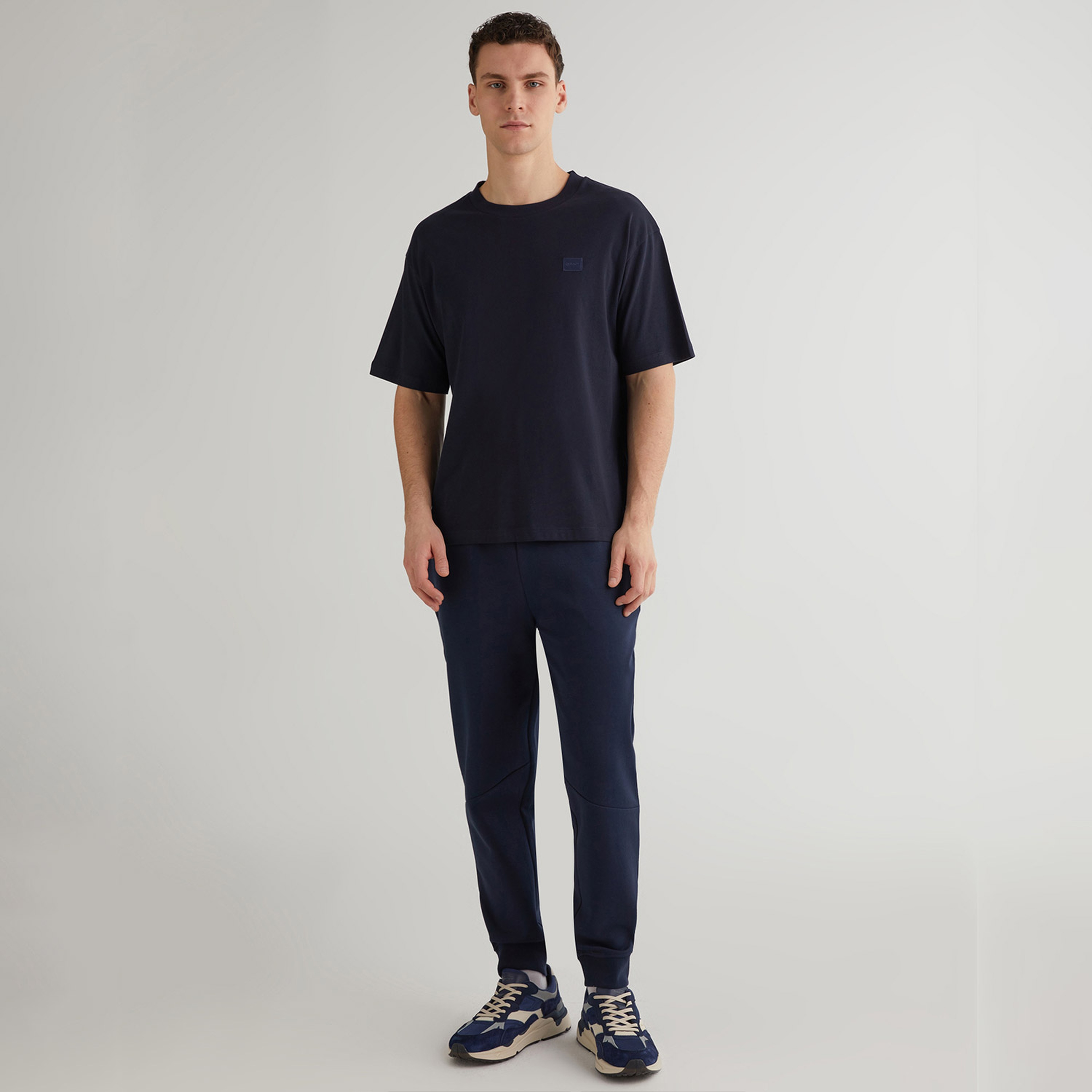 GANT Erkek Lacivert Relaxed Fit Bisiklet Yaka T-shirt