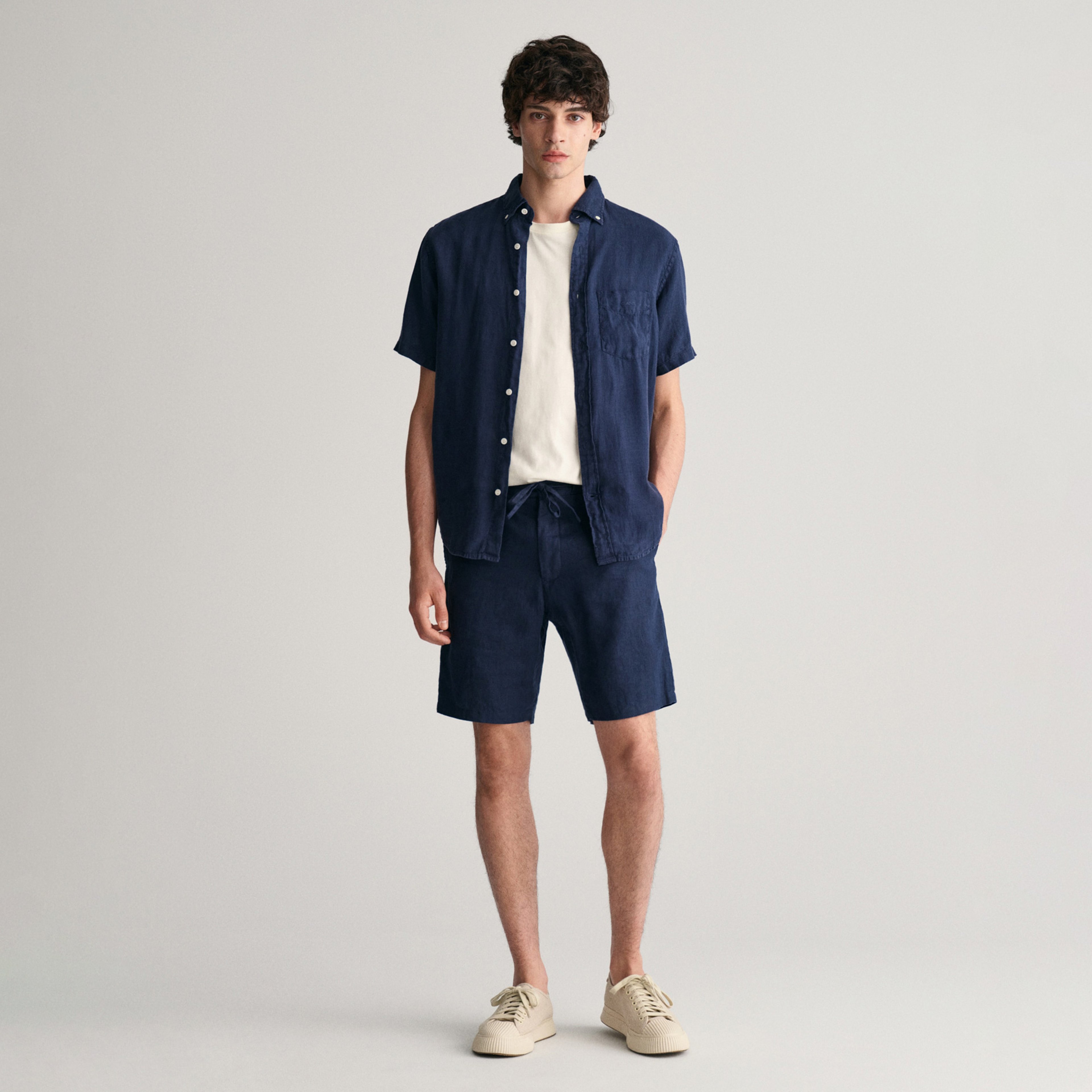 GANT Erkek Lacivert Relaxed Fit Keten Şort