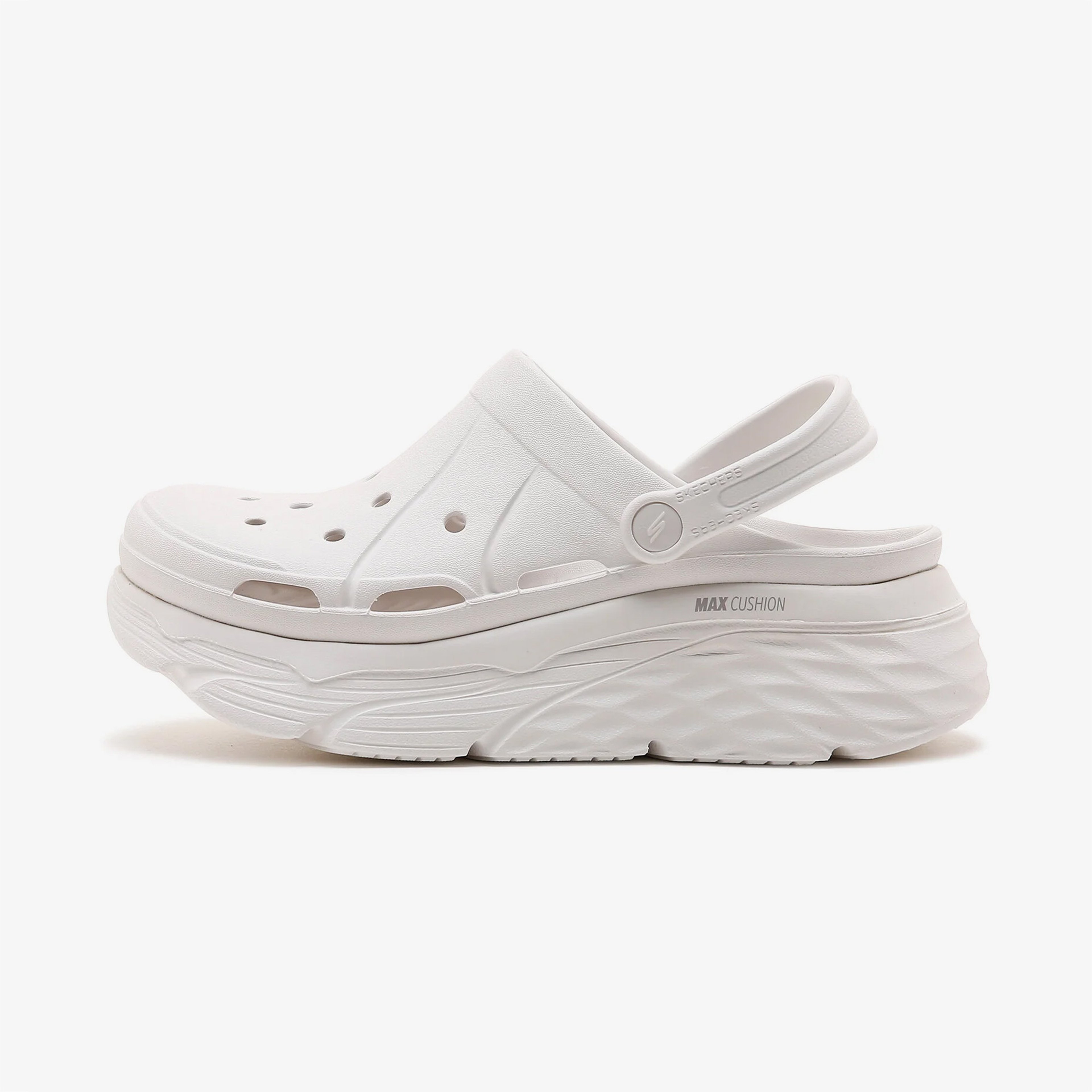 Skechers Max Cushioning Foamies Kadın Beyaz Terlik