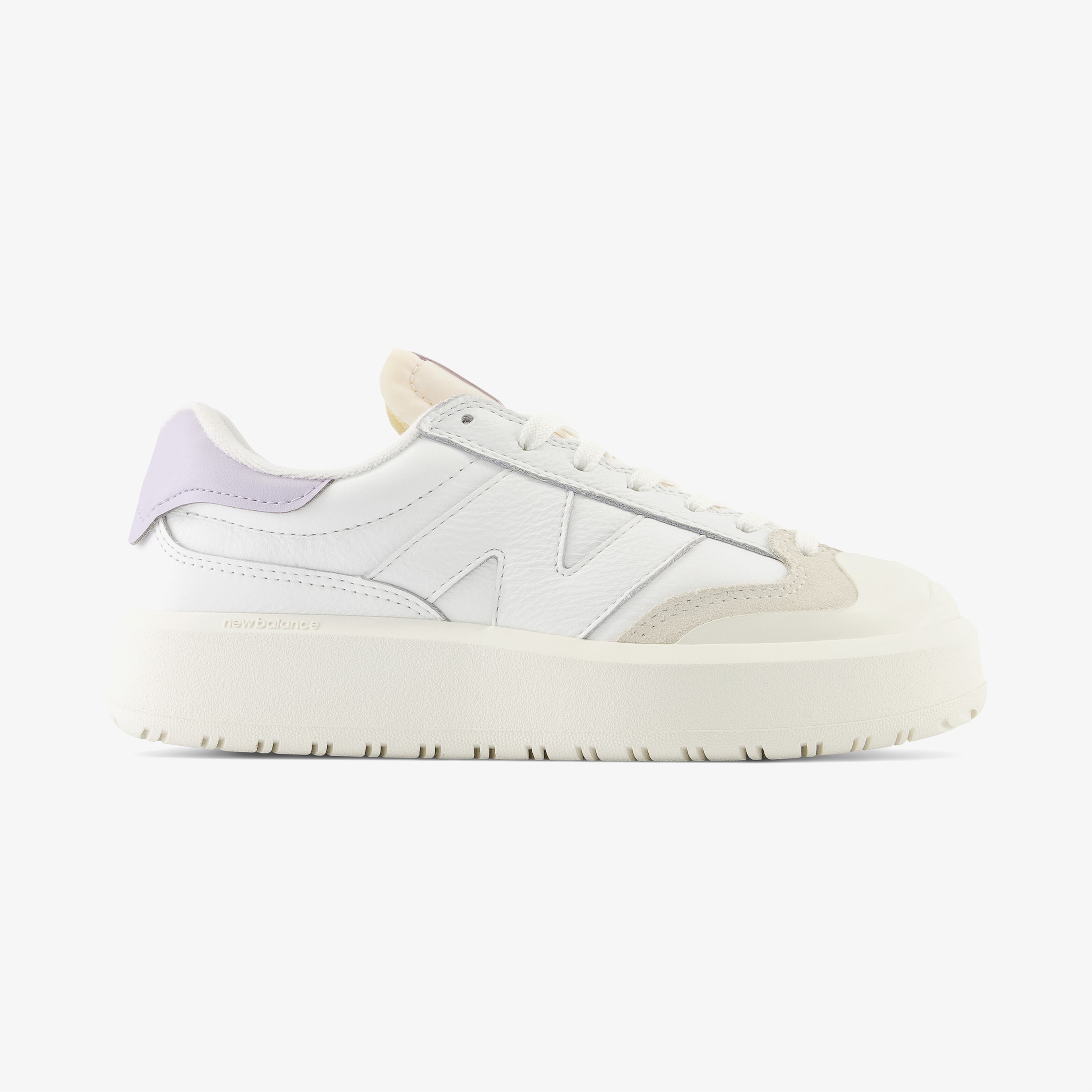 New Balance CT302 Kadın Beyaz Spor Ayakkabı