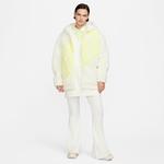 Nike Sportswear Logo  Sherpa Kadın Beyaz Mont