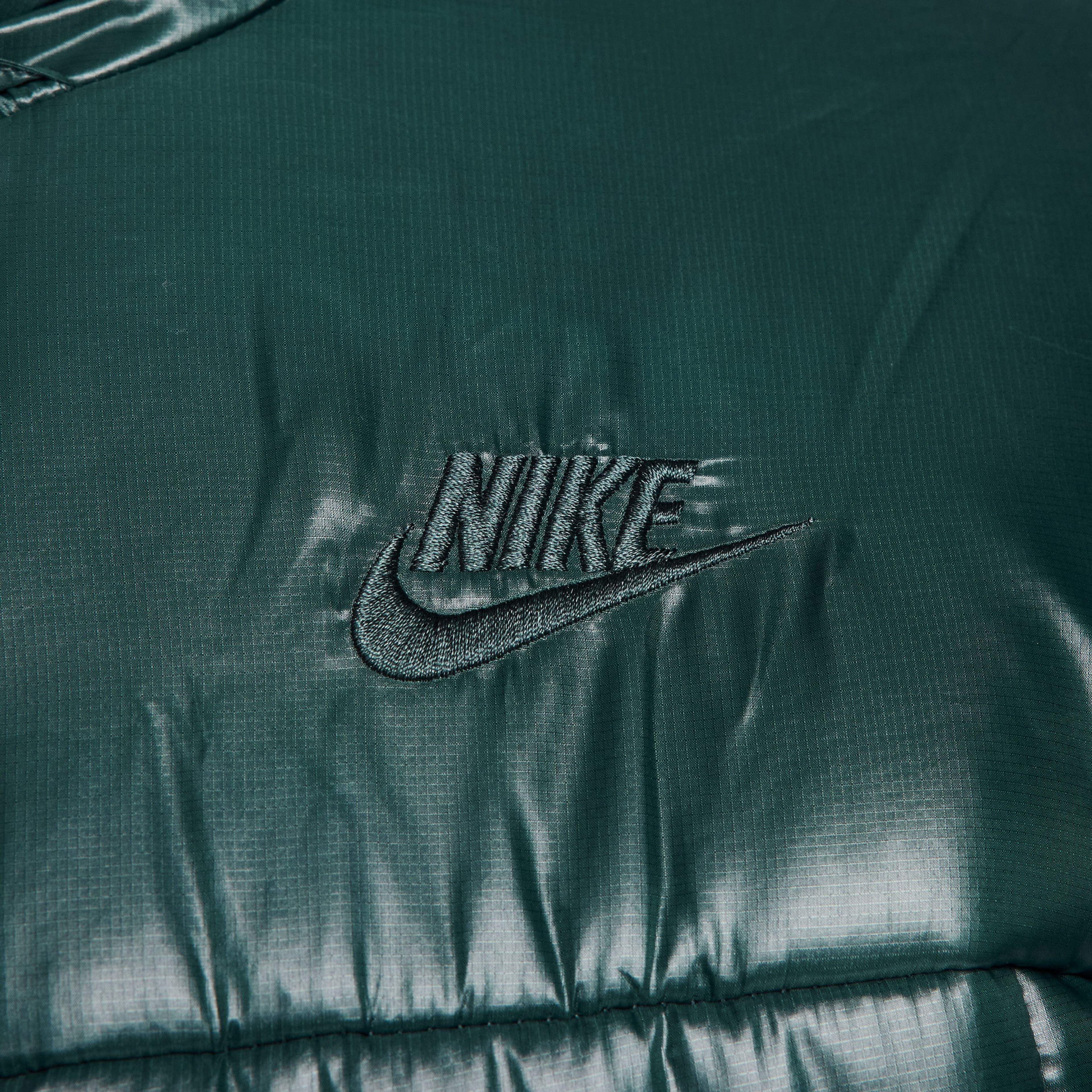 Nike Sportswear Classic Puffer Shine Kadın Yeşil Mont