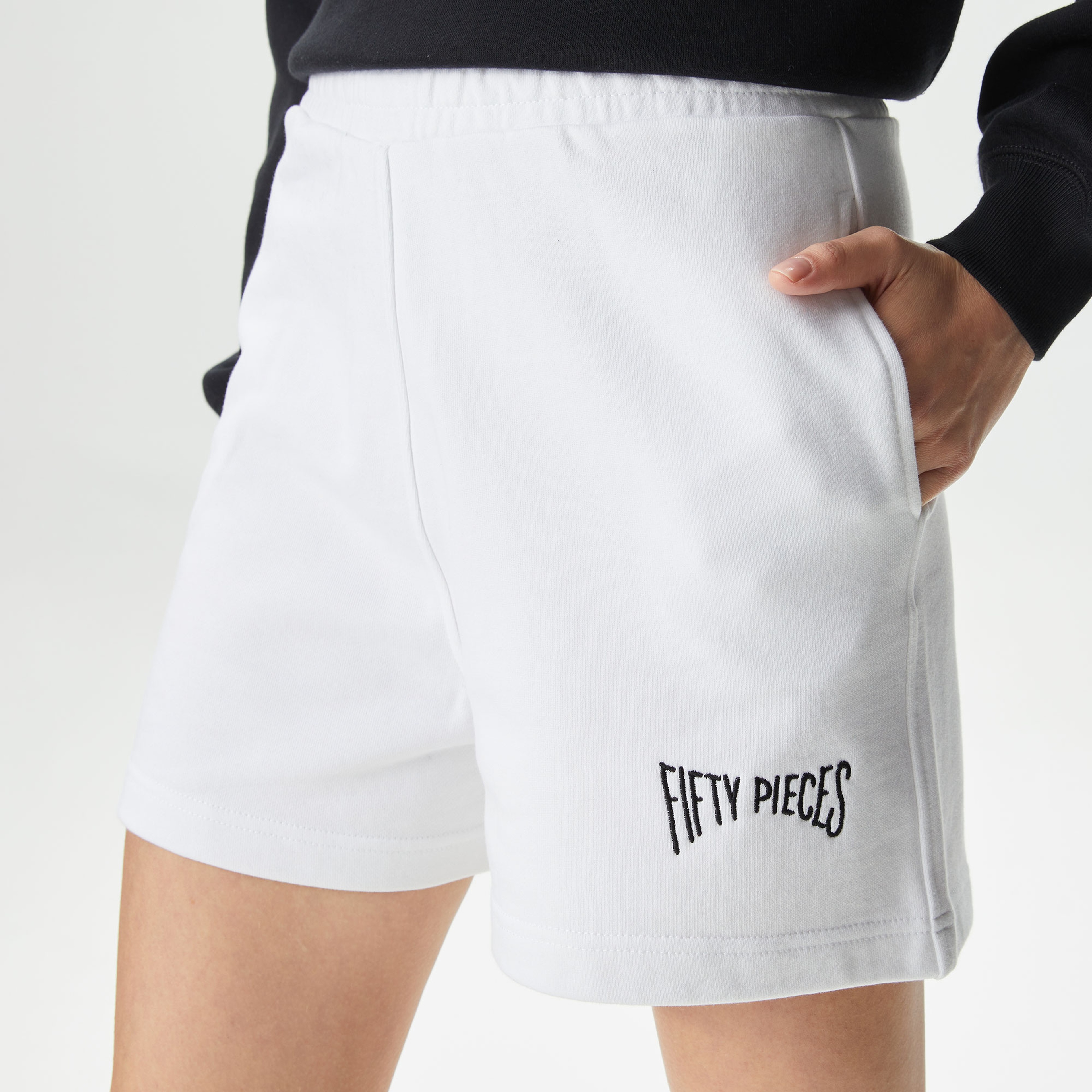 Fifty Pieces Basic Kadın Beyaz Şort