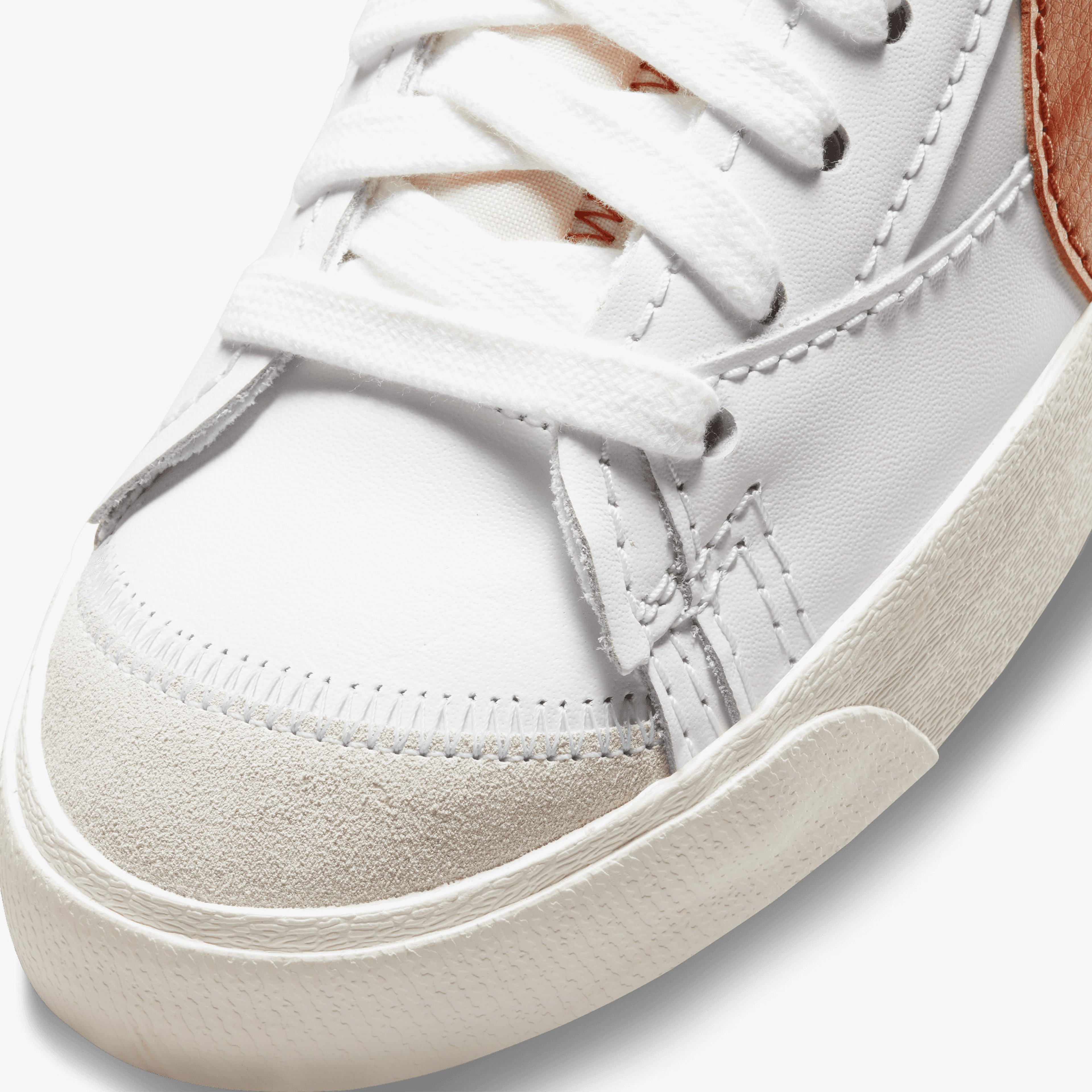 Nike Blazer Mid '77 Jumbo Erkek Beyaz Spor Ayakkabı