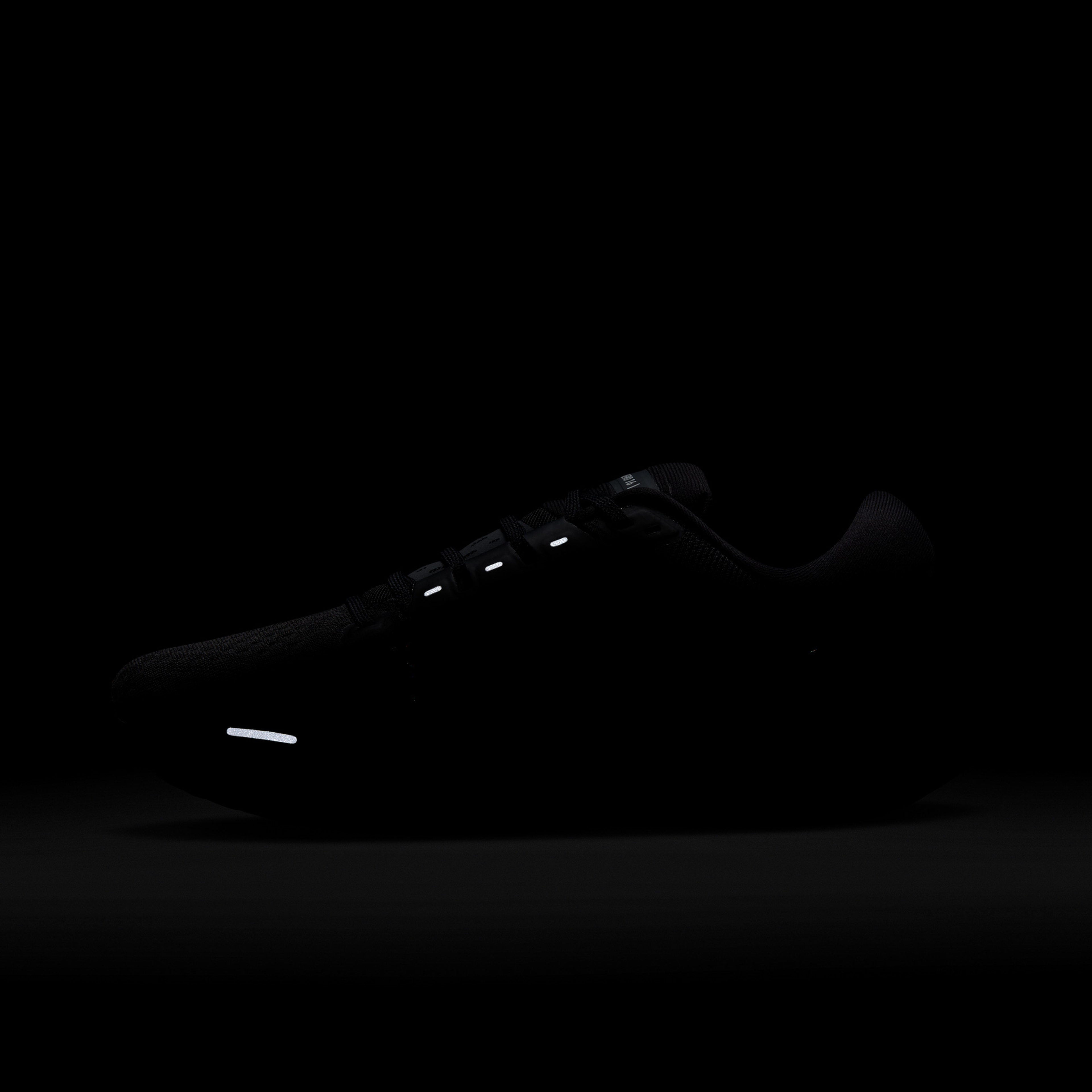 Nike Kadın Siyah Ayakkabı