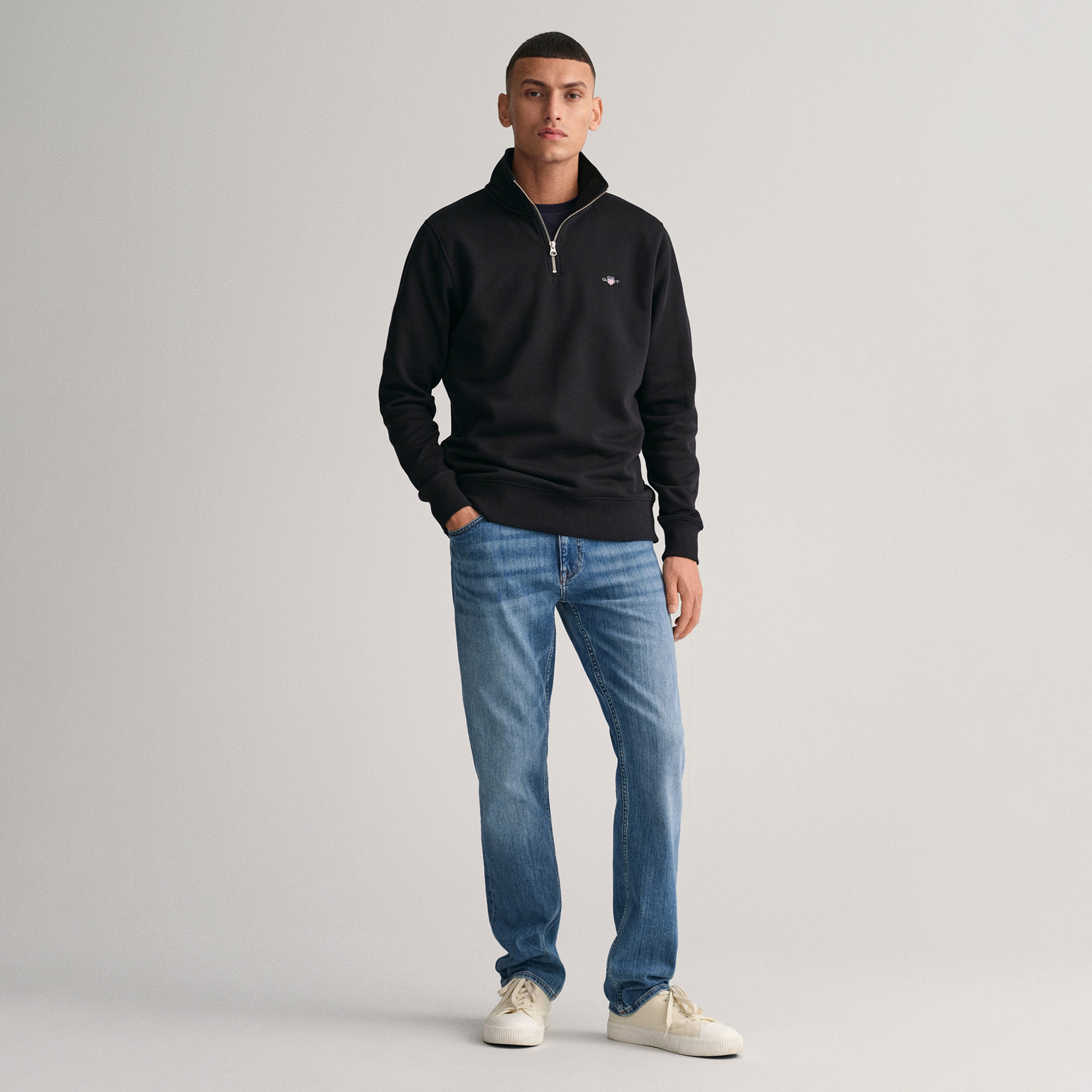 GANT Erkek Siyah Regular Fit Yarım Fermuarlı Sweatshirt
