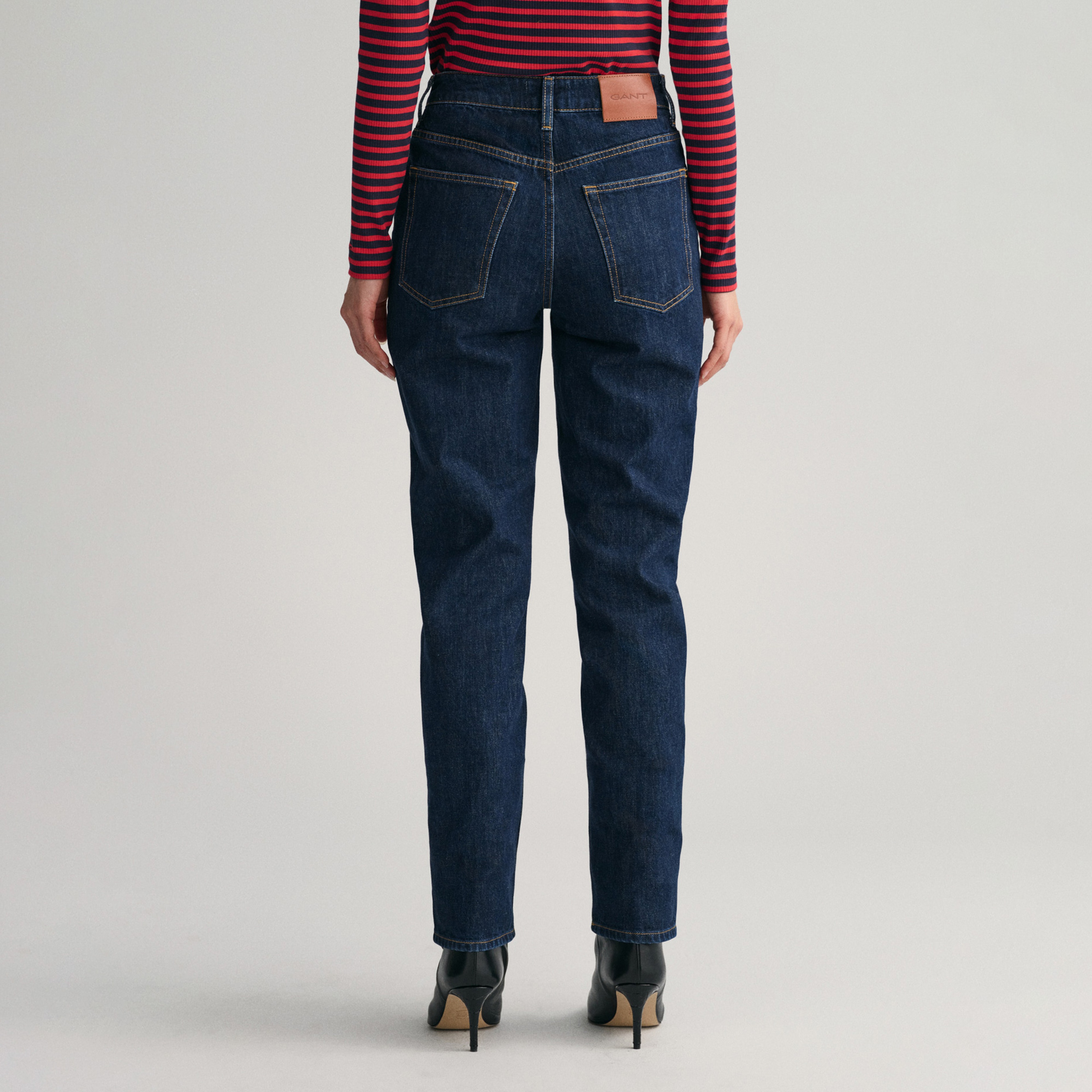 GANT Kadın Lacivert Straight Fit Jean Pantolon