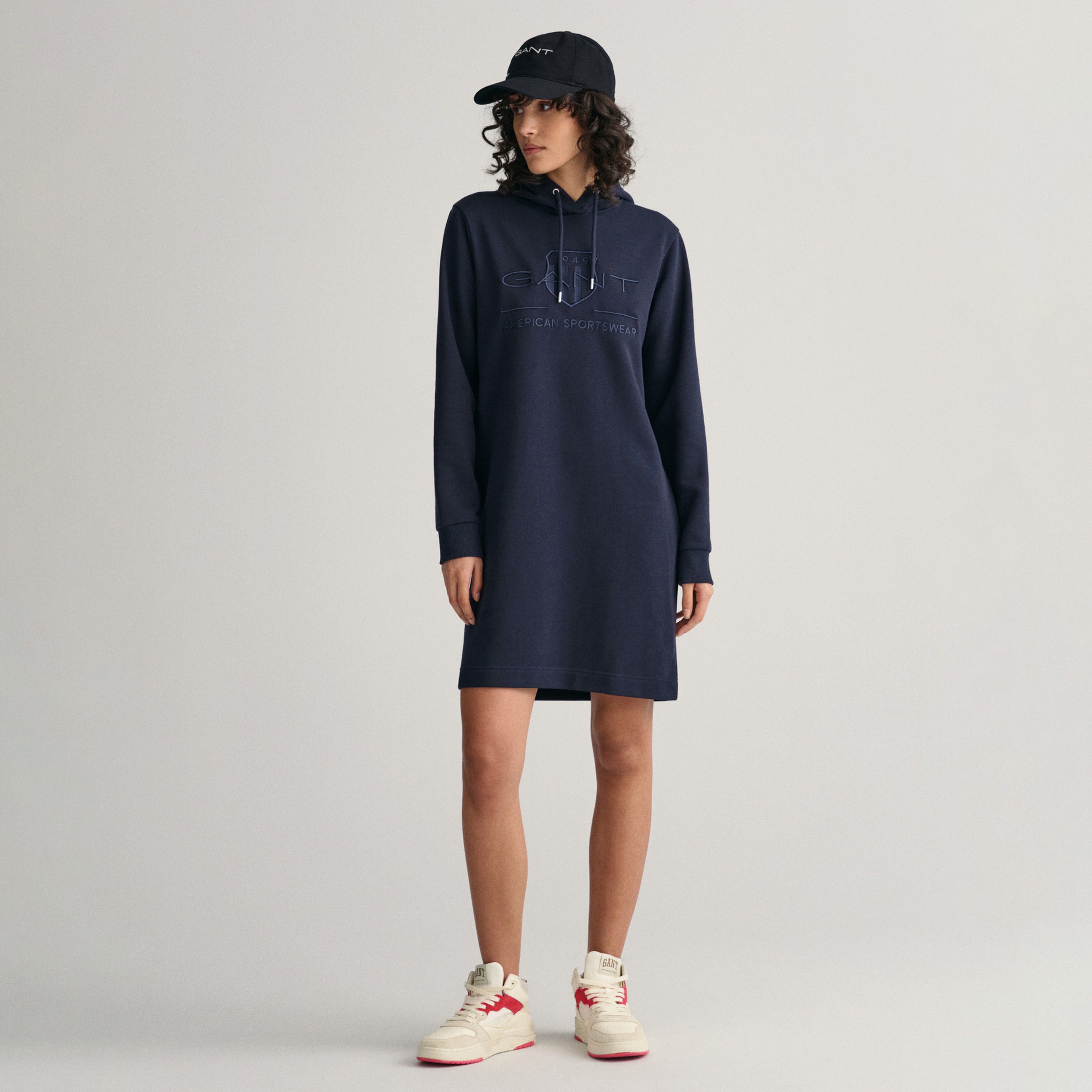GANT Kadın Lacivert Regular Fit Kapüşonlu Logolu Elbise