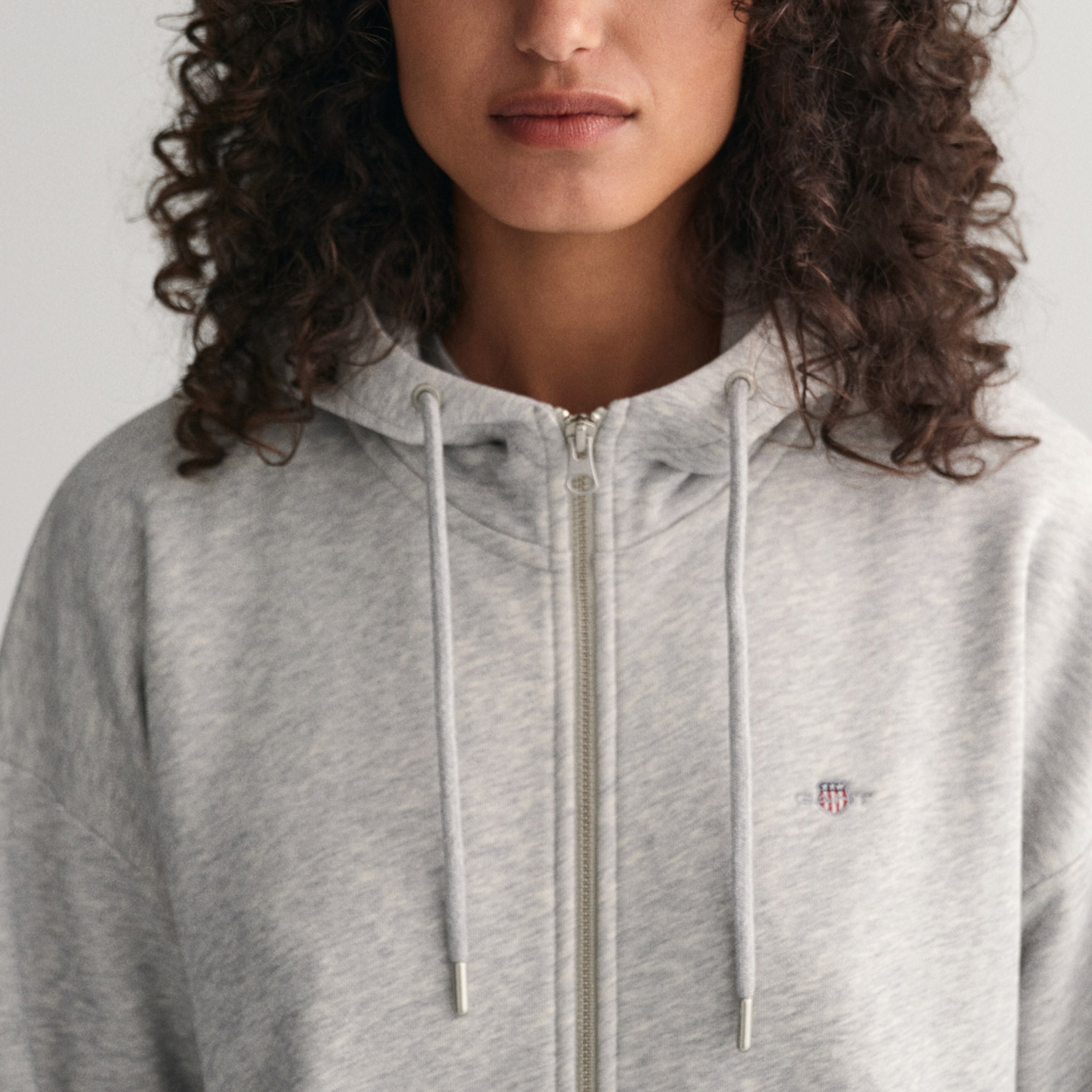 GANT Kadın Gri Relaxed Fit Fermuarlı Sweatshirt