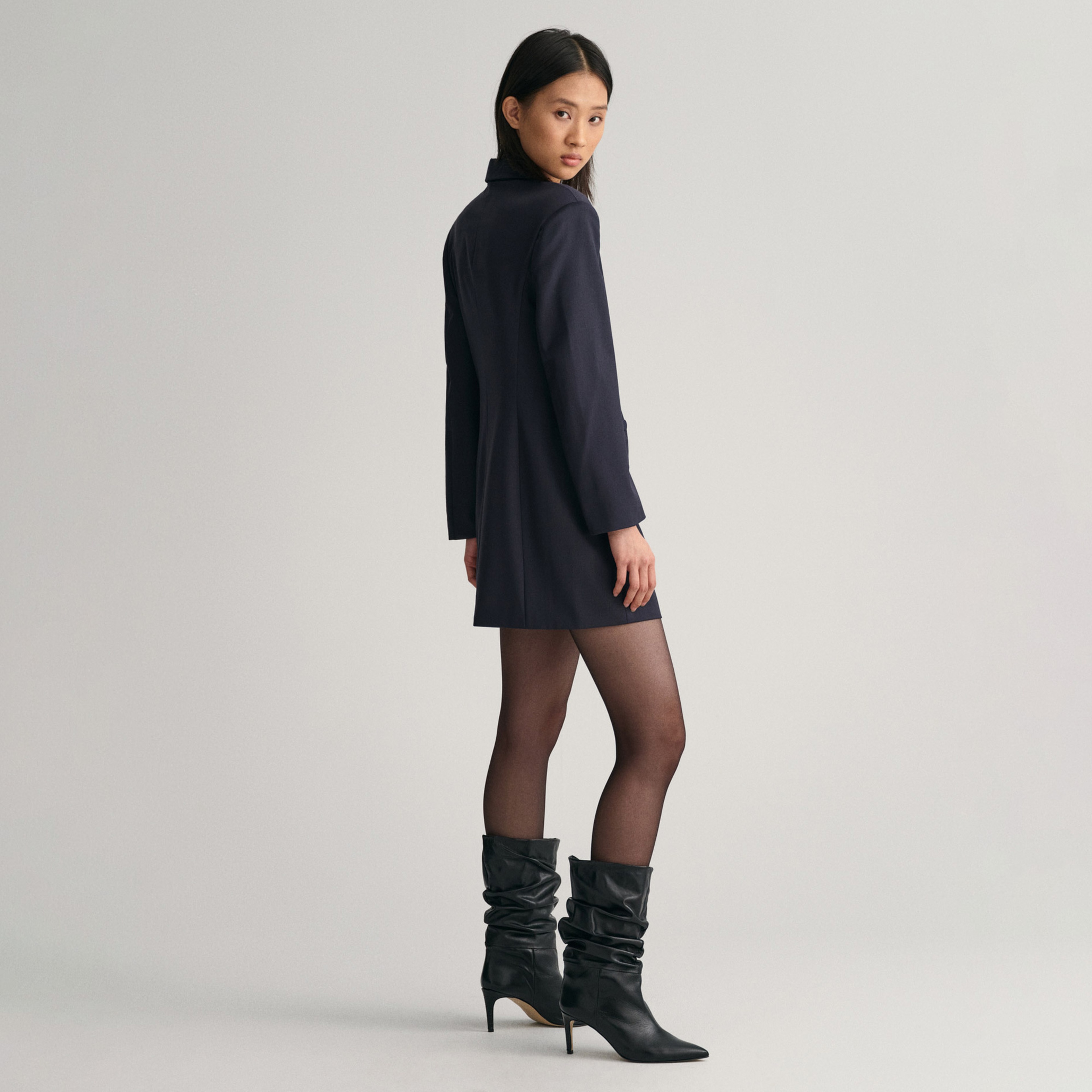 GANT Kadın Lacivert Relaxed Fit Klasik Yaka Elbise