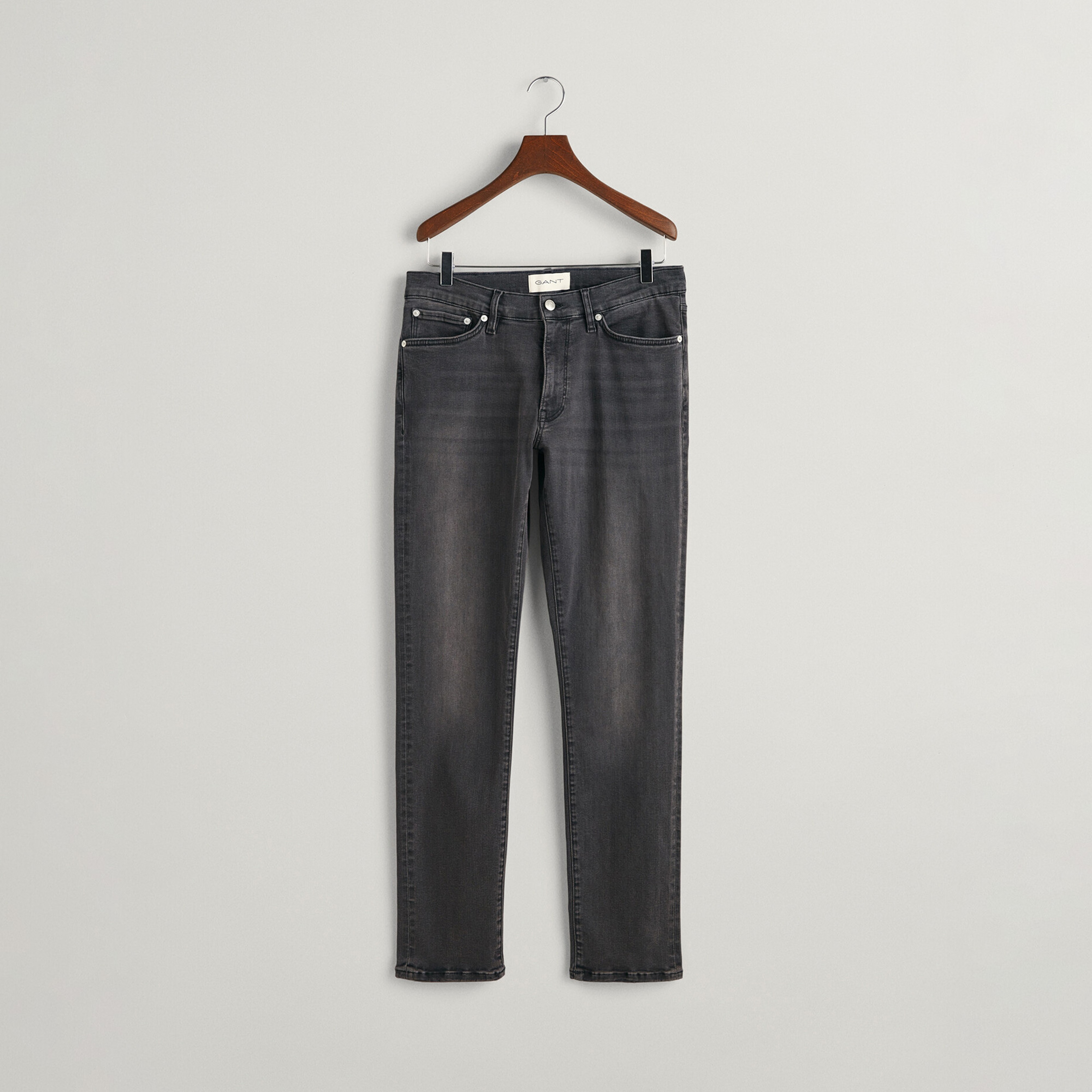 GANT Erkek Siyah Extra Slim Fit Active Recover Jean