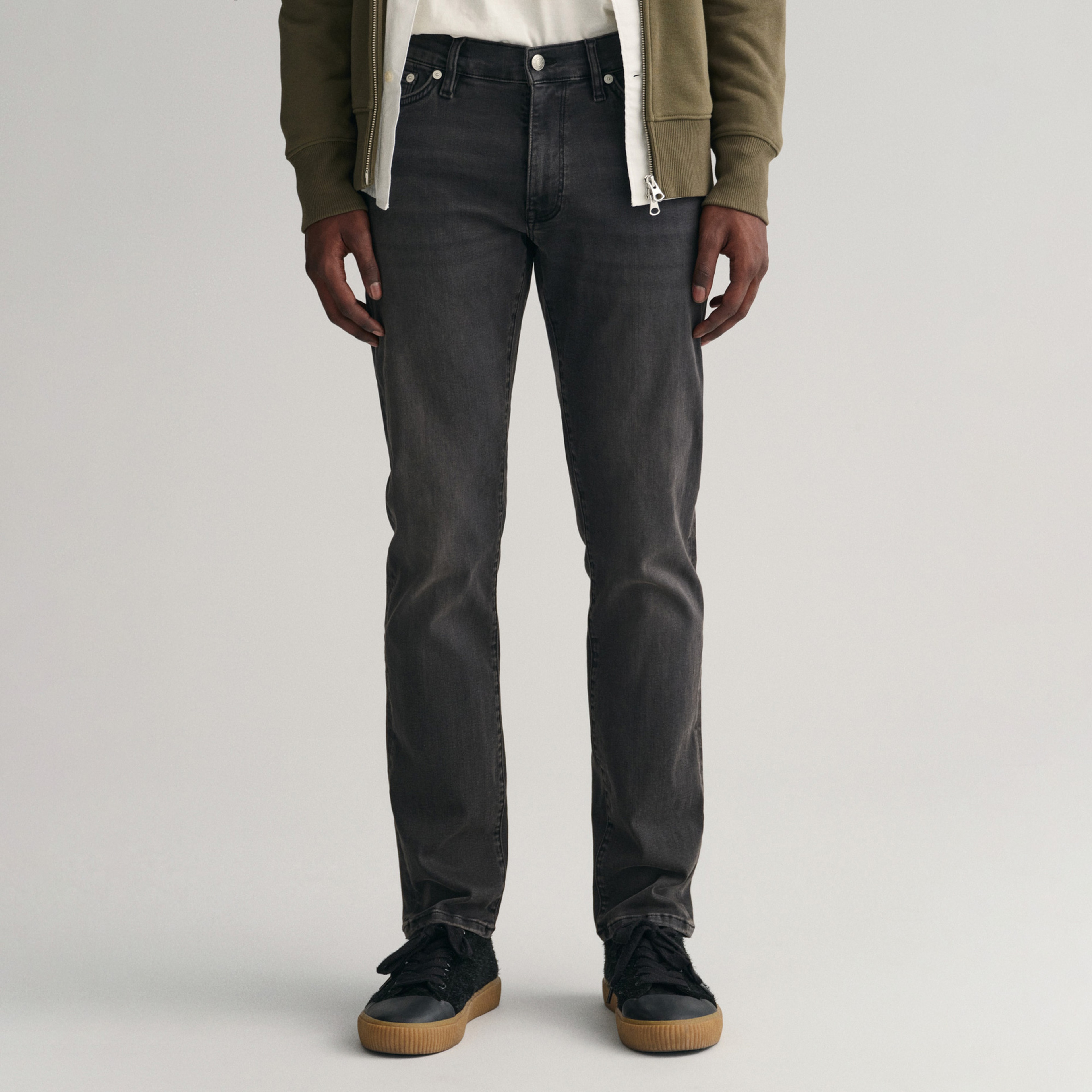 GANT Erkek Siyah Extra Slim Fit Active Recover Jean