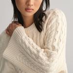 GANT Kadın Krem Oversize Fit Bisiklet Yaka Desenli Kazak