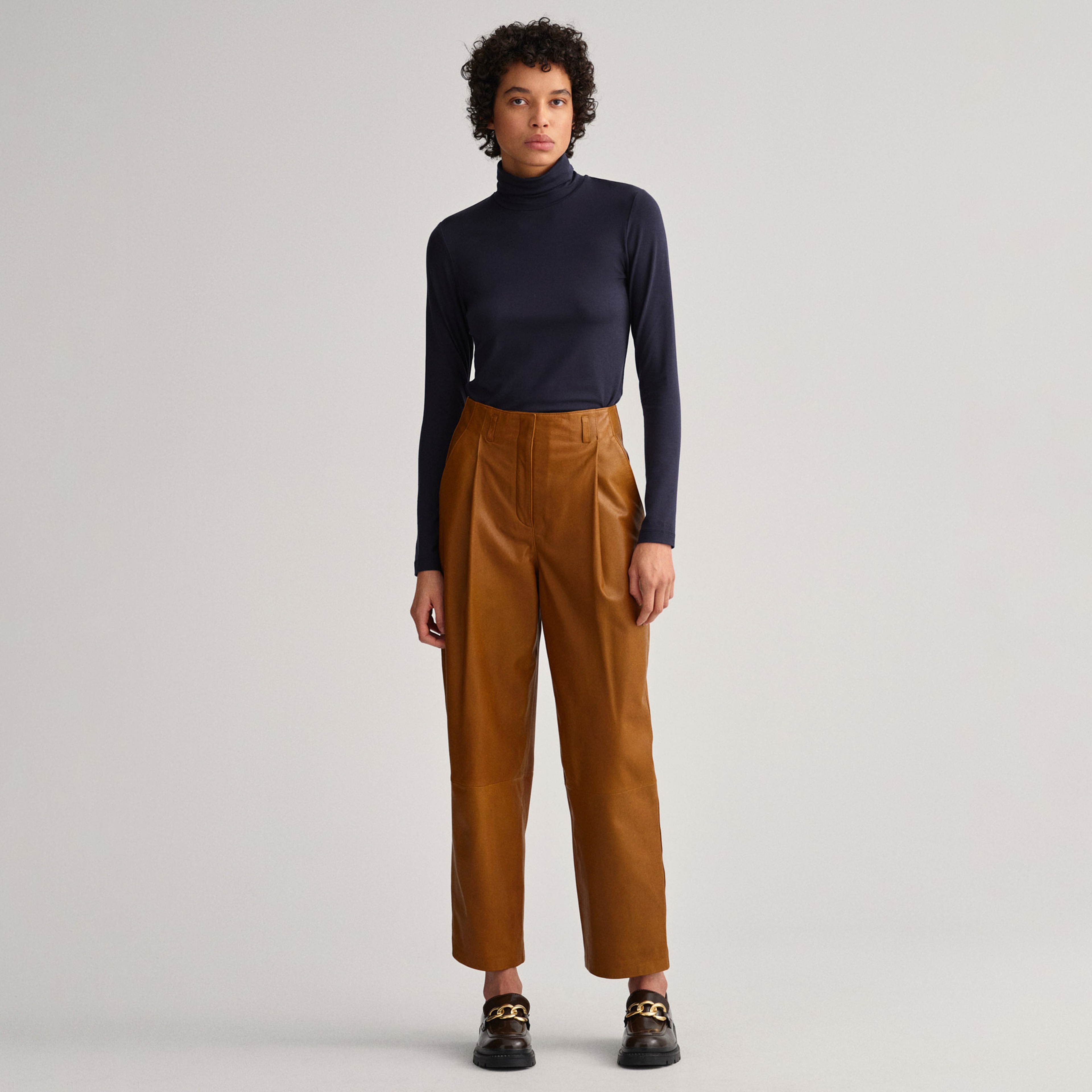 GANT Kadın Lacivert Regular Fit T-Shirt