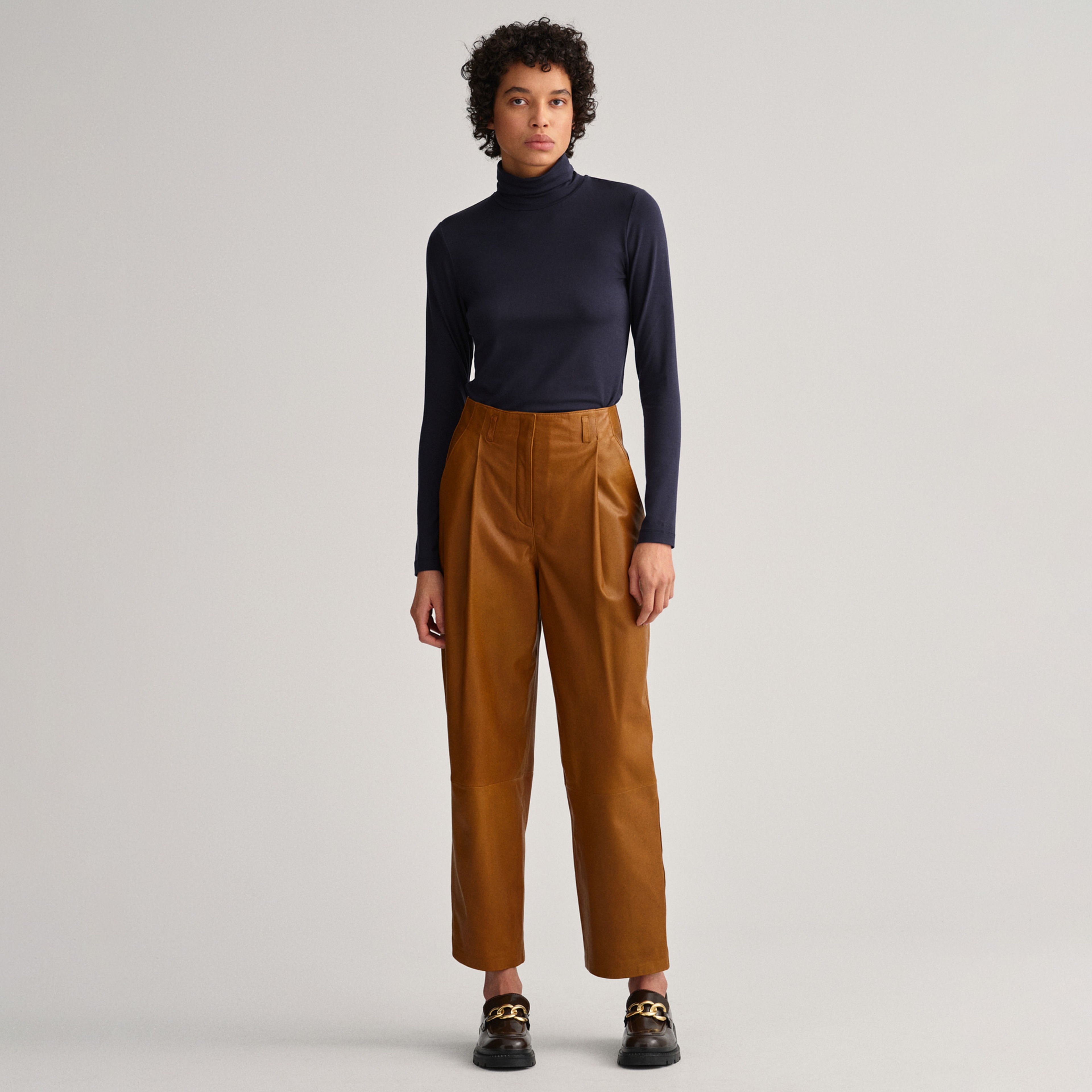 GANT Kadın Lacivert Regular Fit T-Shirt