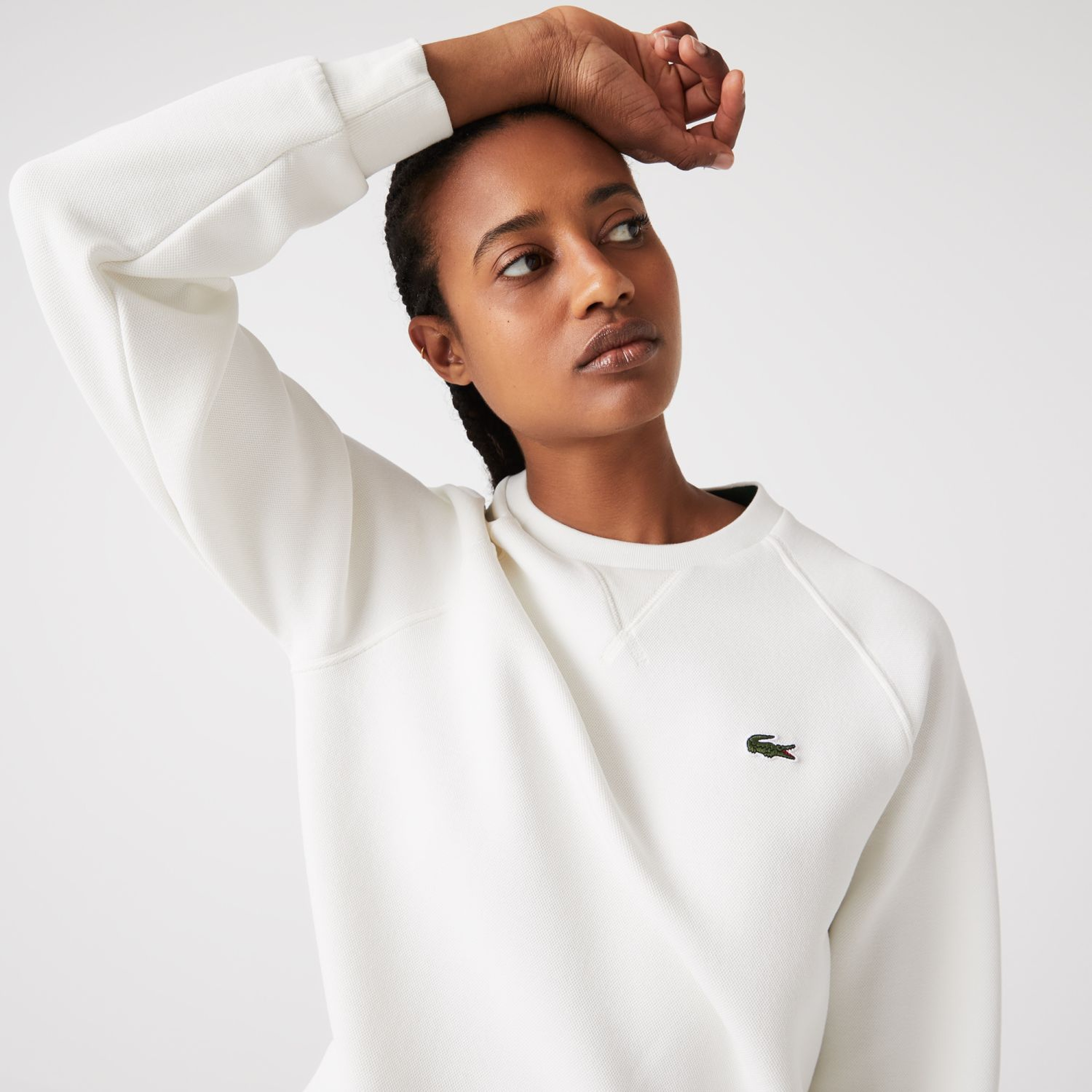 Kadın Regular Fit Bisiklet Yaka Beyaz Sweatshirt