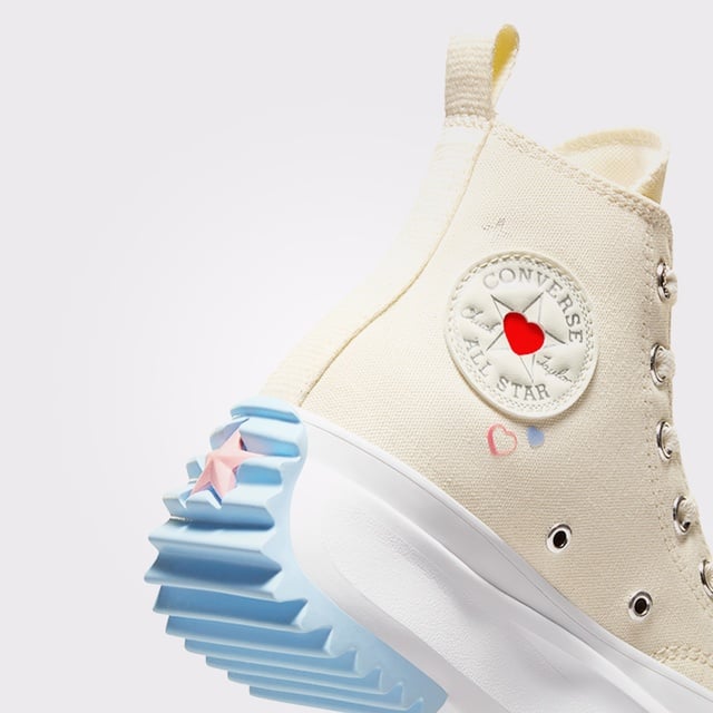 Converse Krem Converse Run Star Hike Platform Y2K Heart Unisex Sneaker