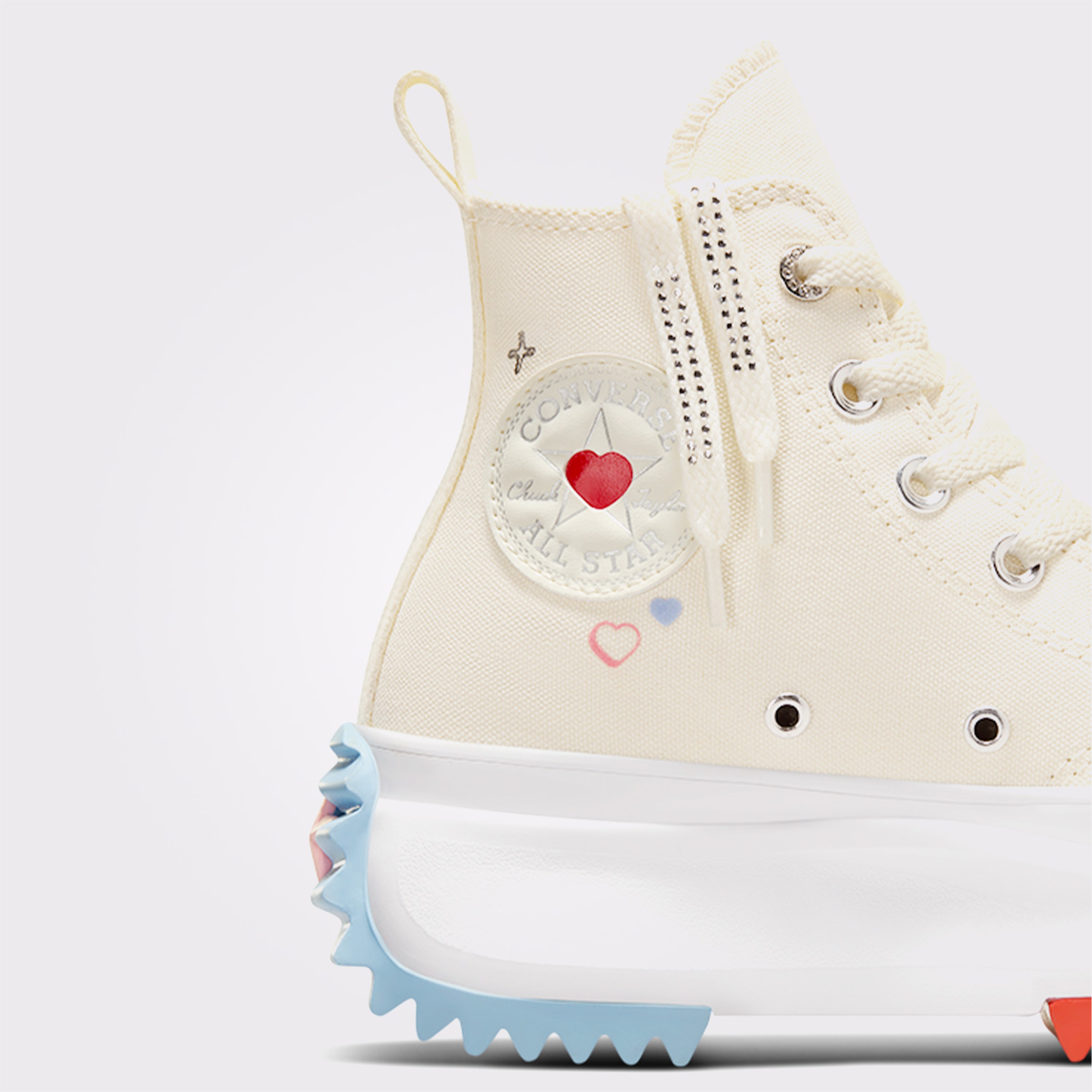 Converse Run Star Hike Platform Y2K Heart Unisex Krem Sneaker
