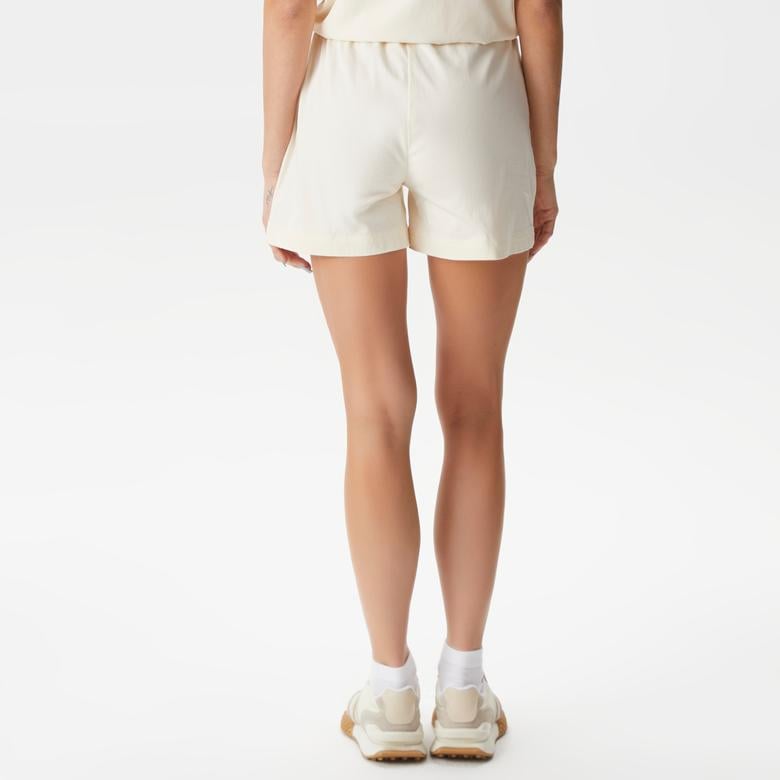 Kadın Regular Fit Beyaz Şort