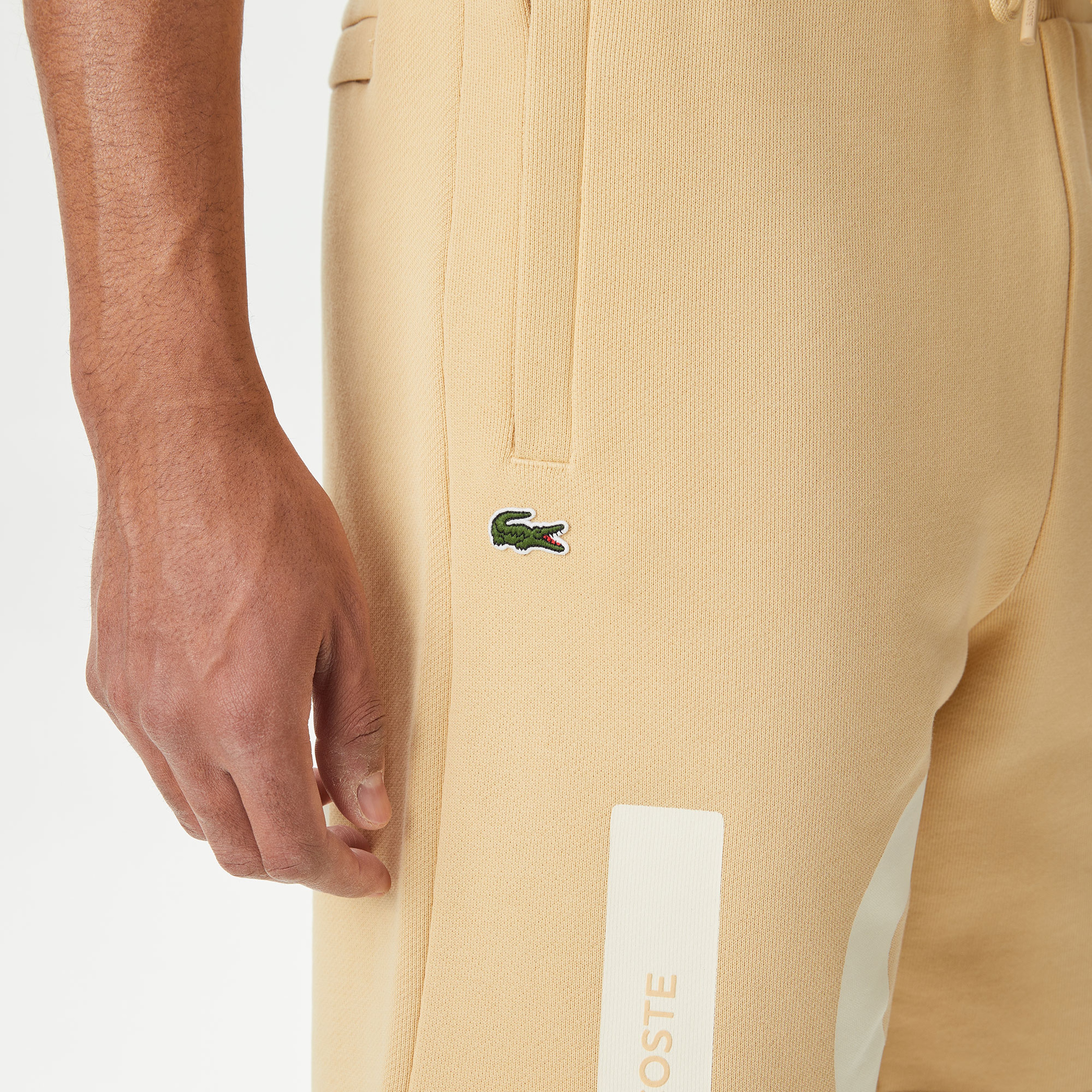 Erkek Relaxed Fit Baskılı Bej Şort